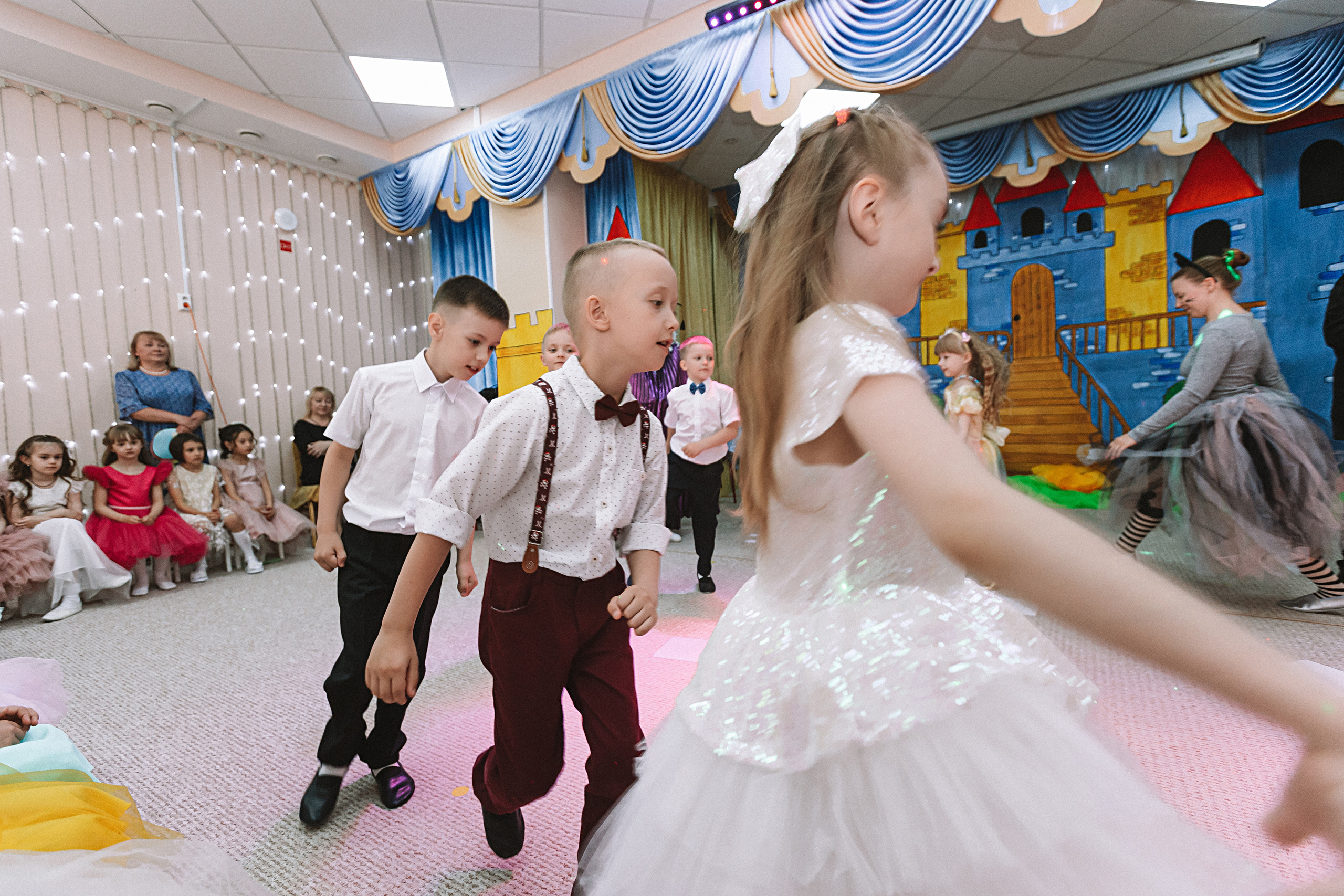 Выпускной детский сад. Семейный фотограф Тюмень, фотограф на роды Салмина Мария
