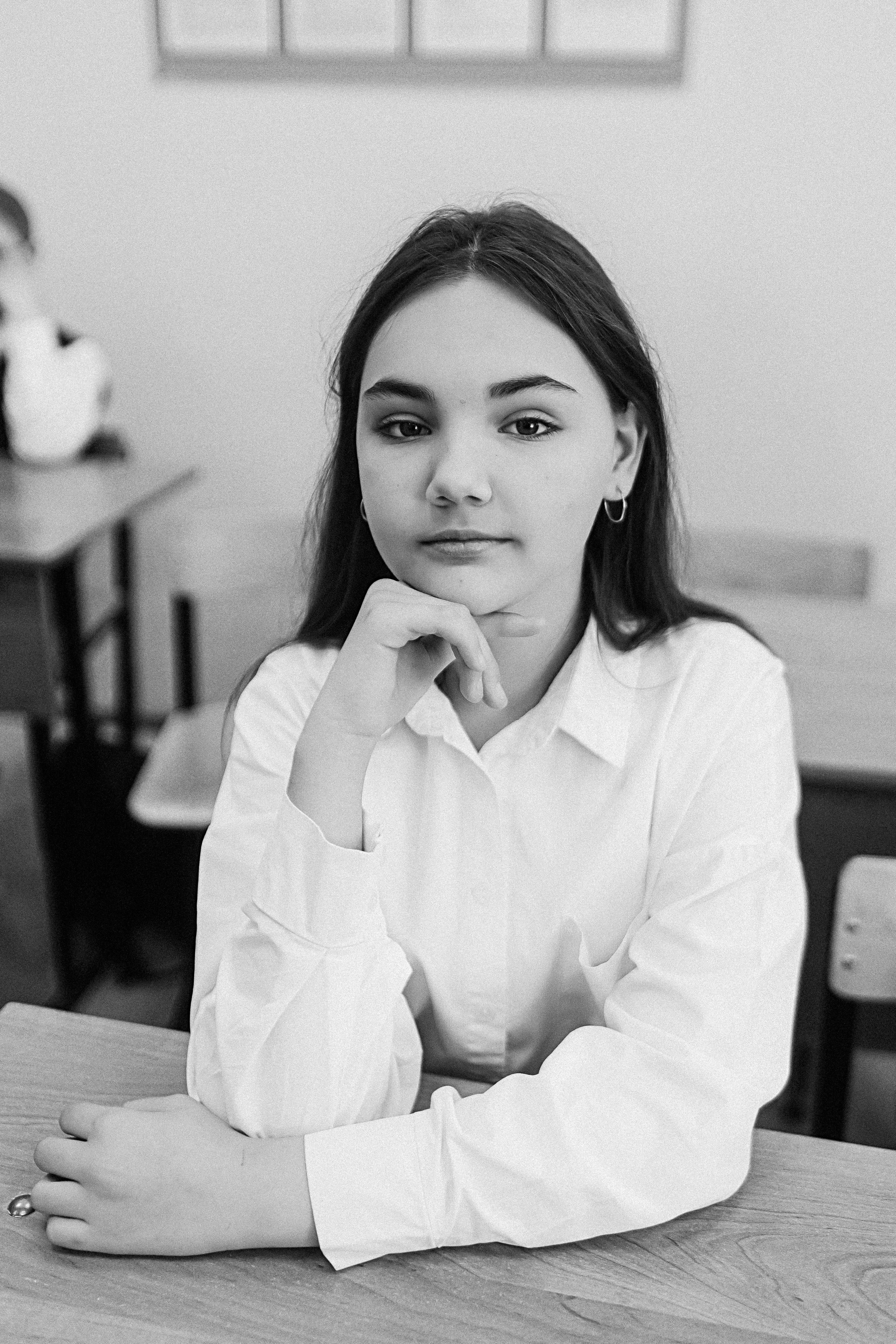 7 класс в стенах школы. Семейный фотограф Тюмень, фотограф на роды Салмина Мария