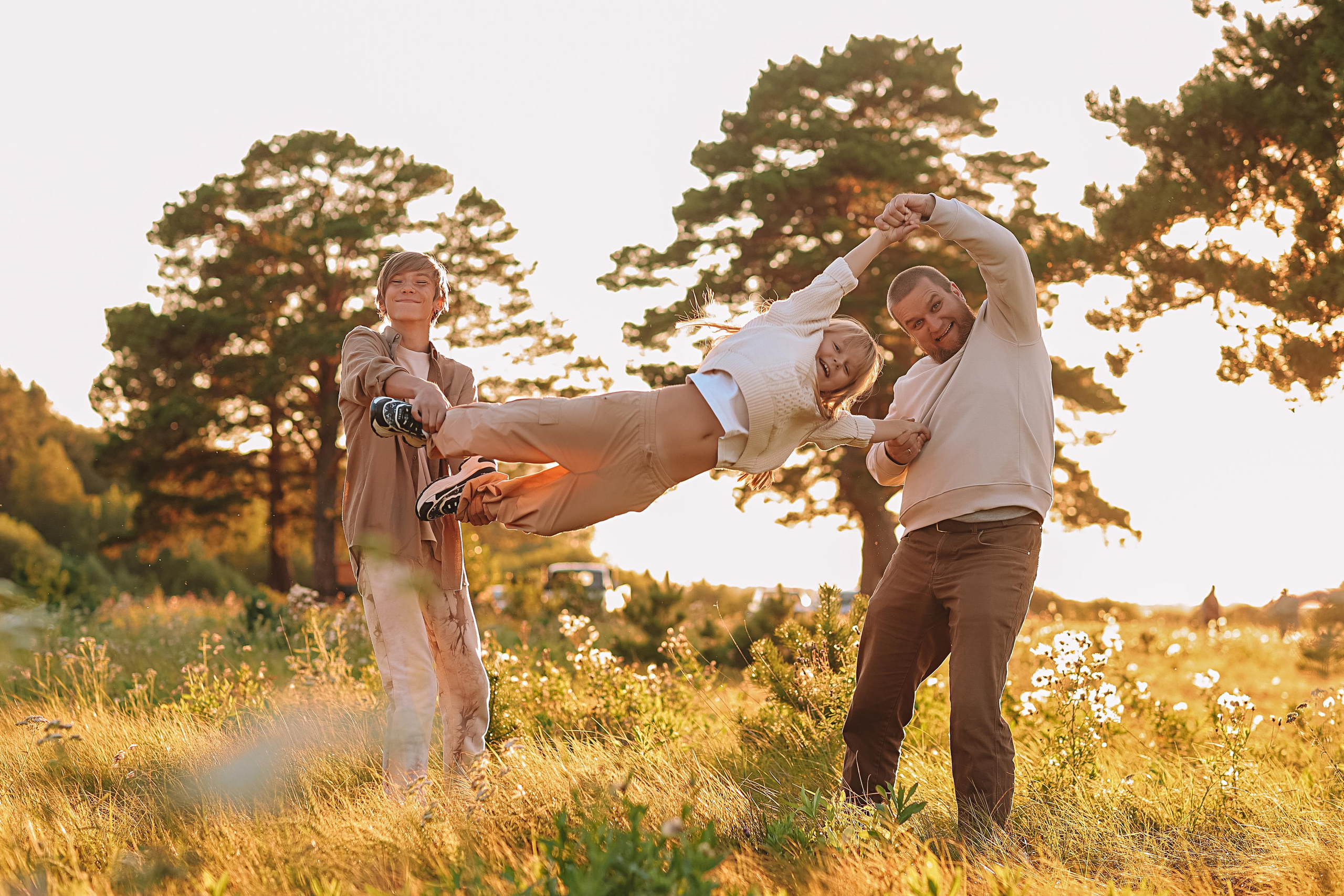 Семейная (каменка). Семейный фотограф Тюмень, фотограф на роды Салмина Мария