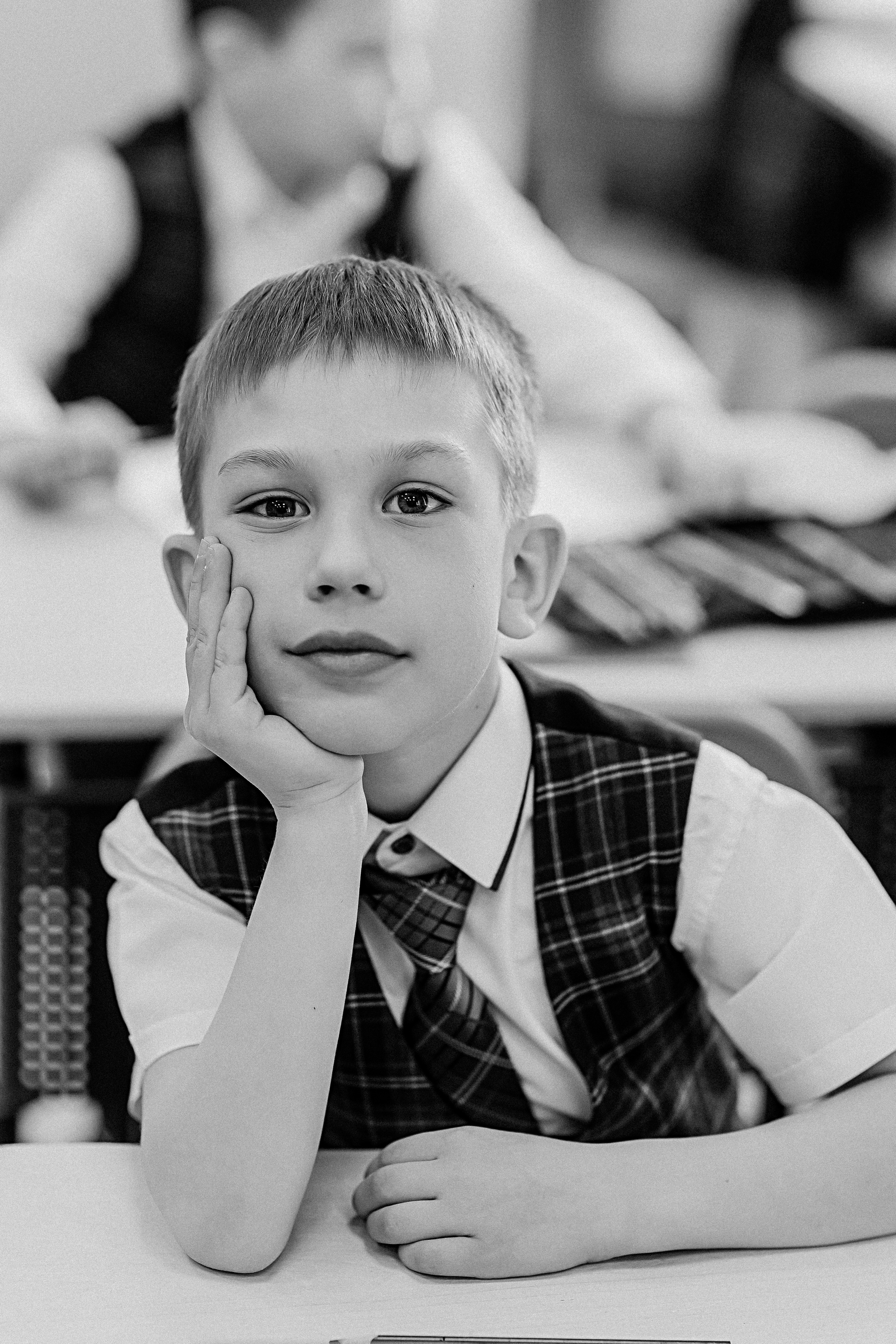 1 класс в кабинете. Семейный фотограф Тюмень, фотограф на роды Салмина Мария