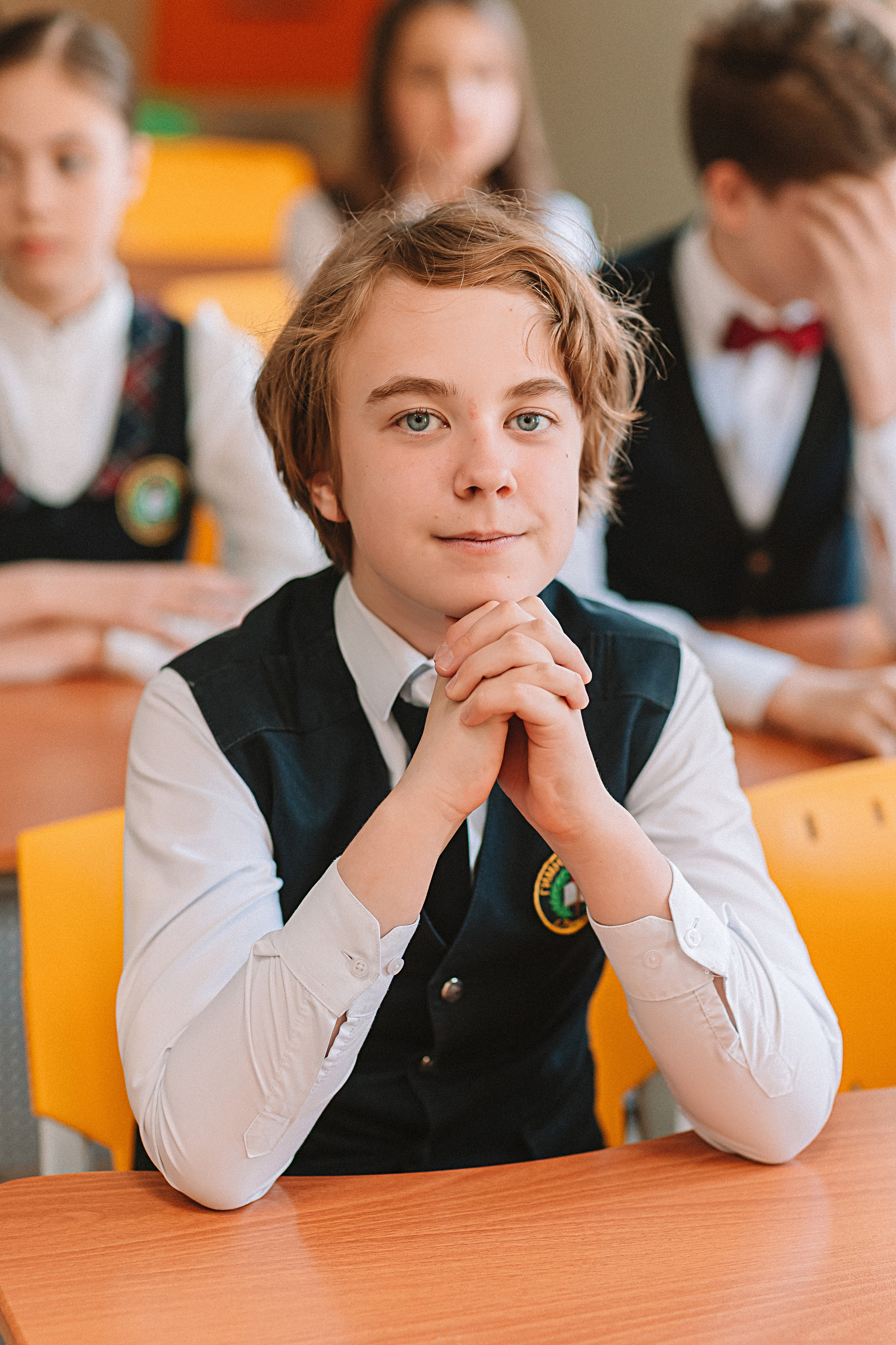 7 класс в кабинете. Семейный фотограф Тюмень, фотограф на роды Салмина Мария