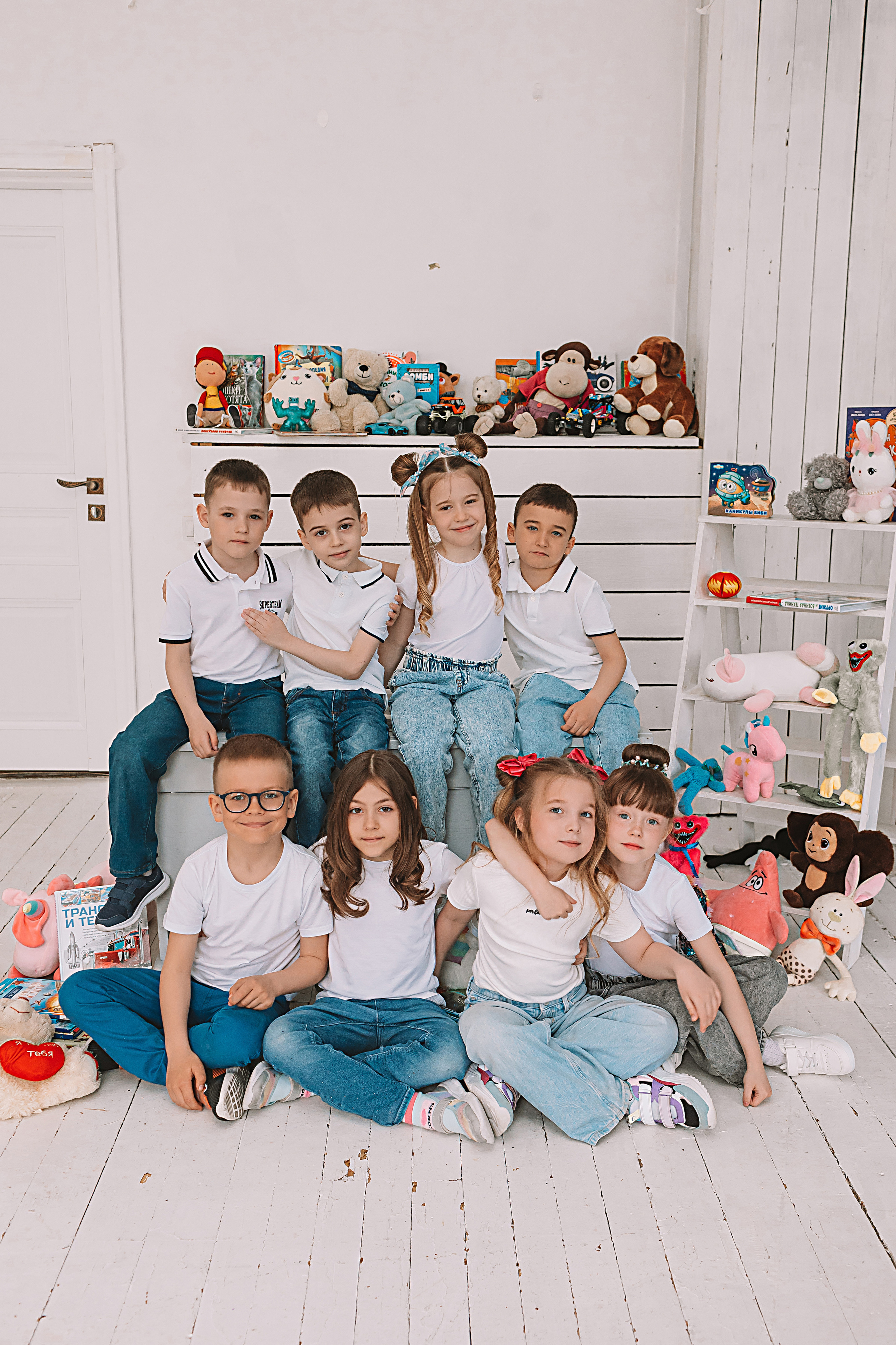 Садик в фотостудии. Семейный фотограф Тюмень, фотограф на роды Салмина Мария