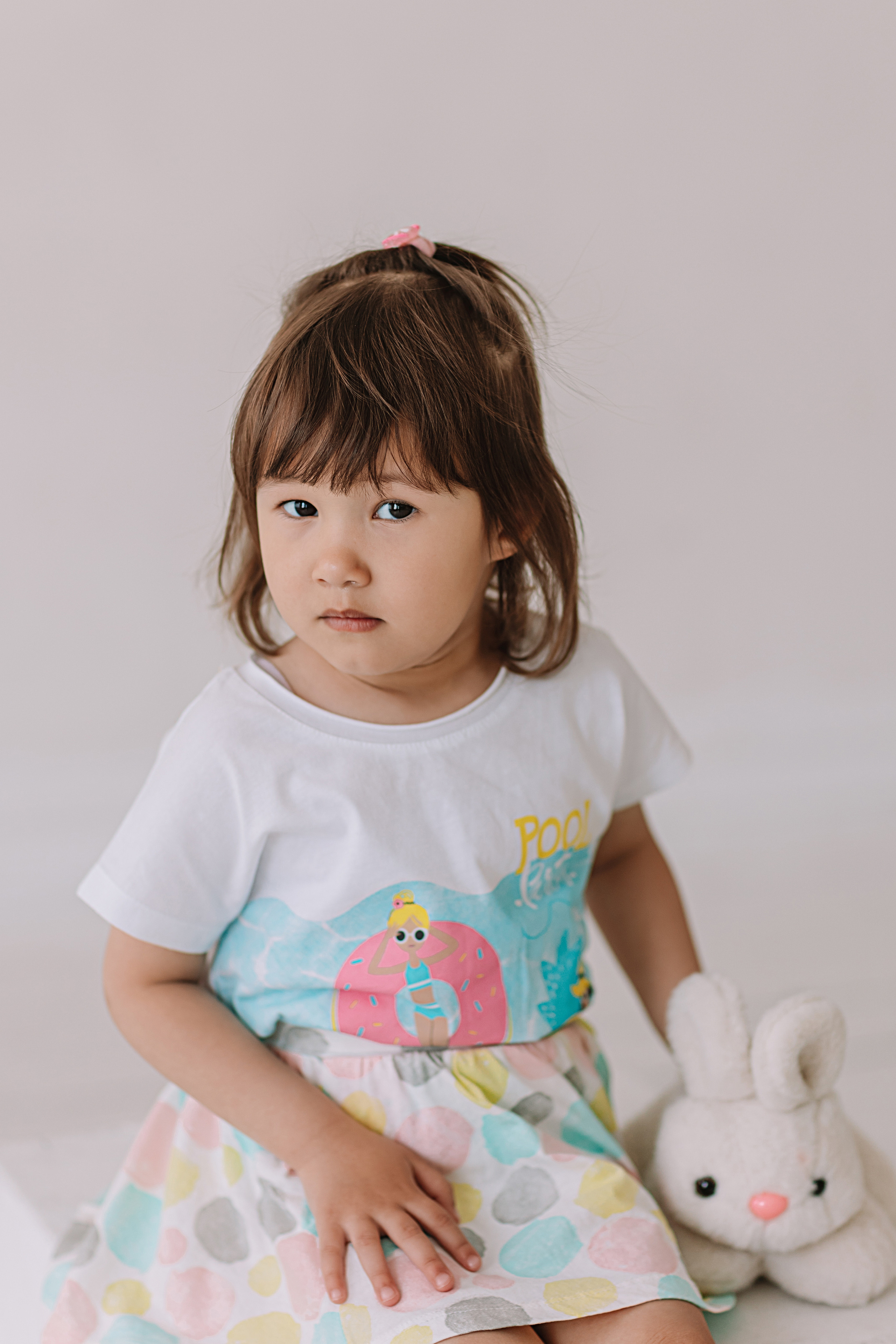 Младшая группа садика в студии. Семейный фотограф Тюмень, фотограф на роды Салмина Мария