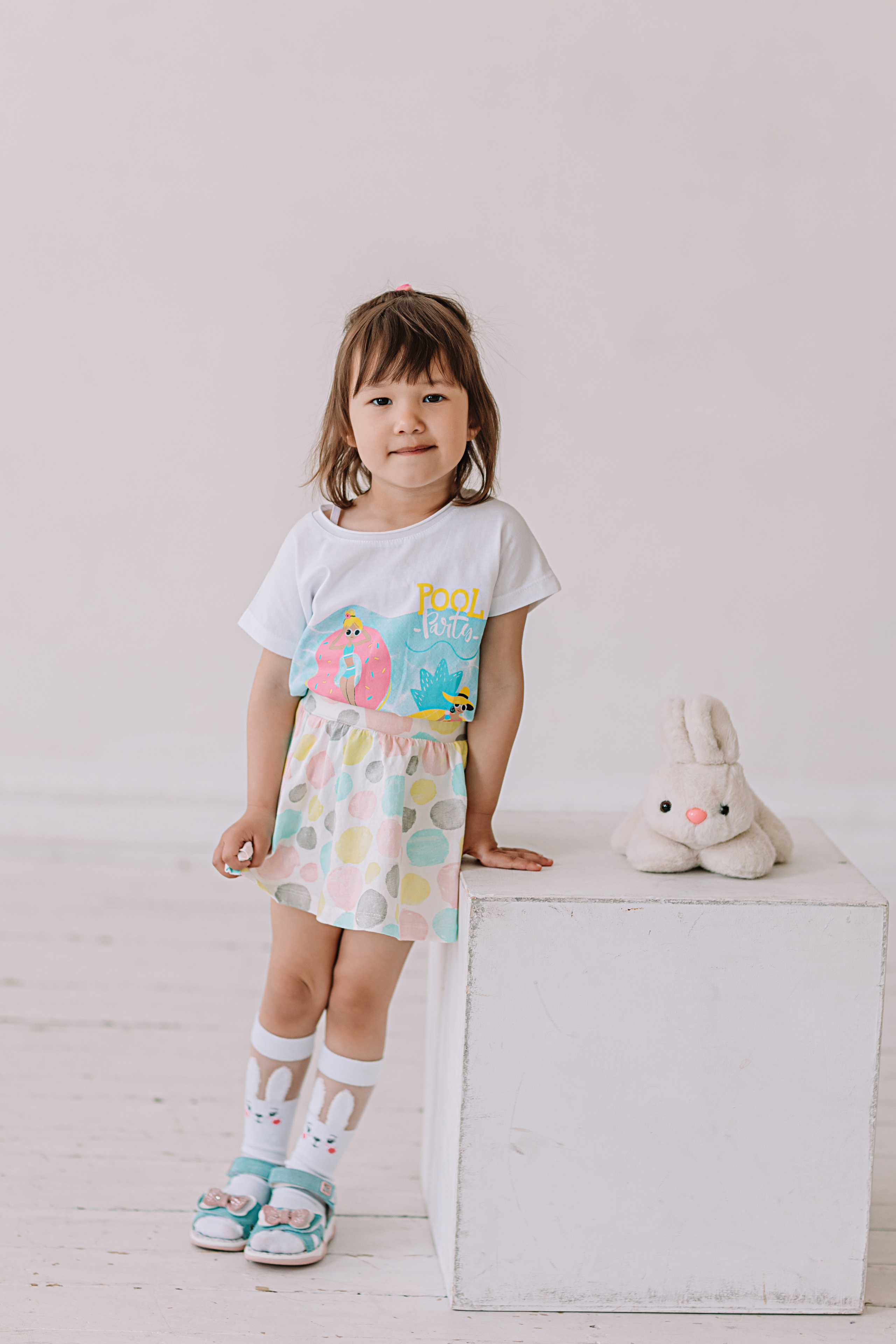 Младшая группа садика в студии. Семейный фотограф Тюмень, фотограф на роды Салмина Мария