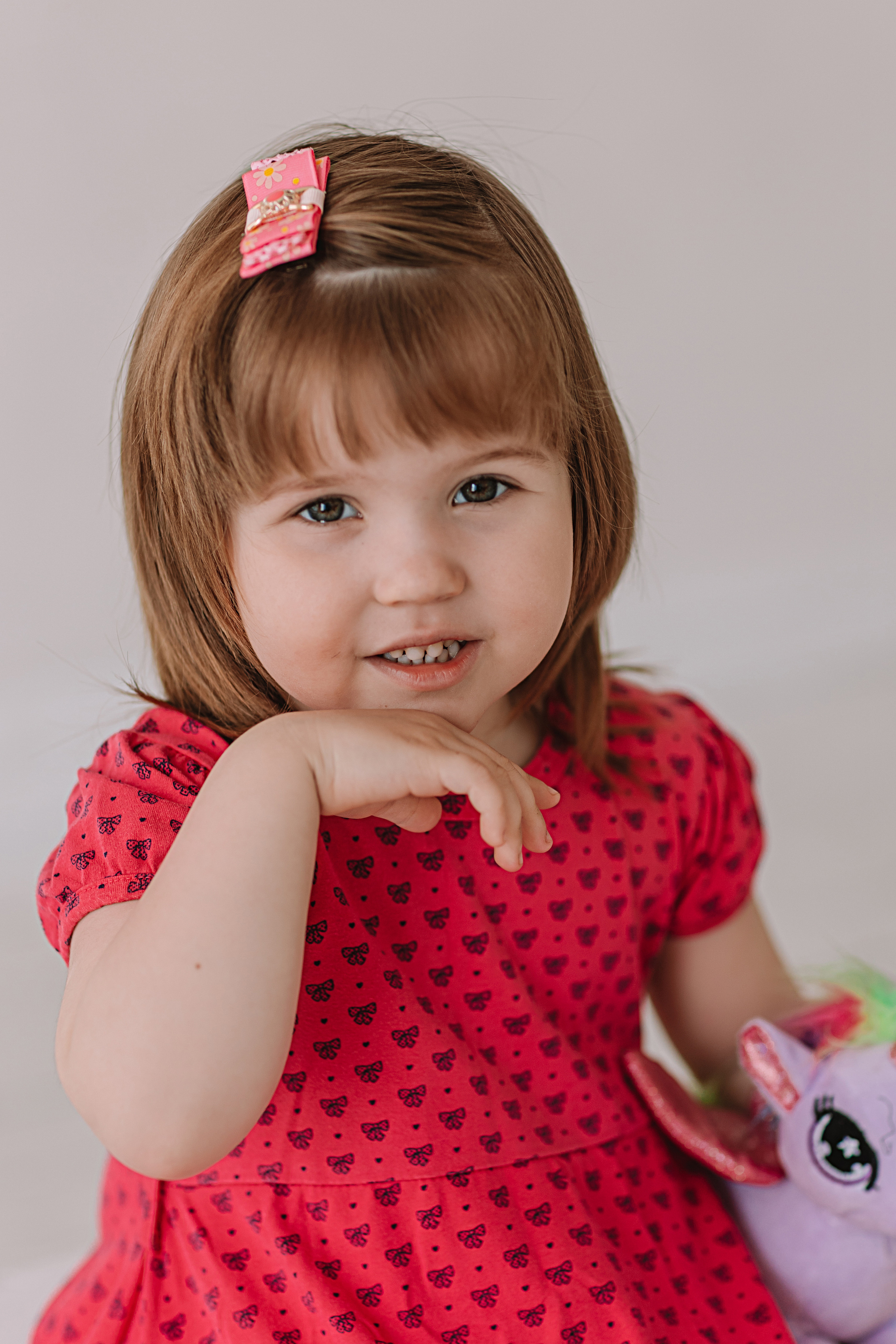 Младшая группа садика в студии. Семейный фотограф Тюмень, фотограф на роды Салмина Мария