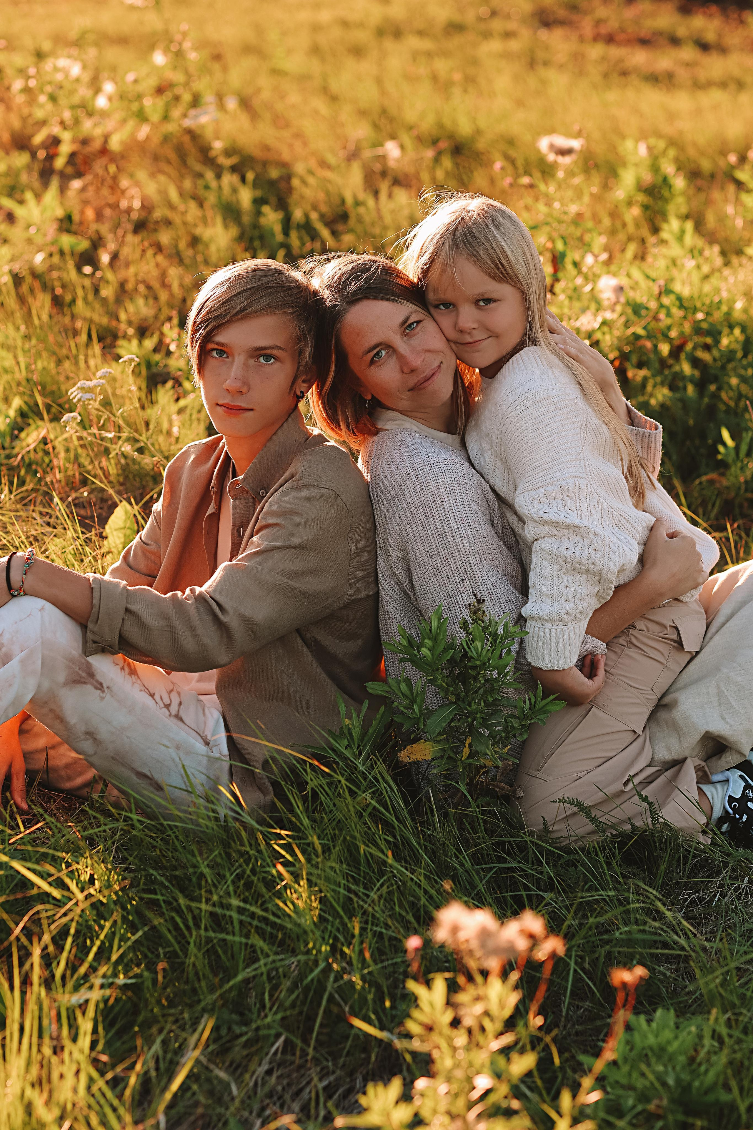 Семейная (каменка). Семейный фотограф Тюмень, фотограф на роды Салмина Мария