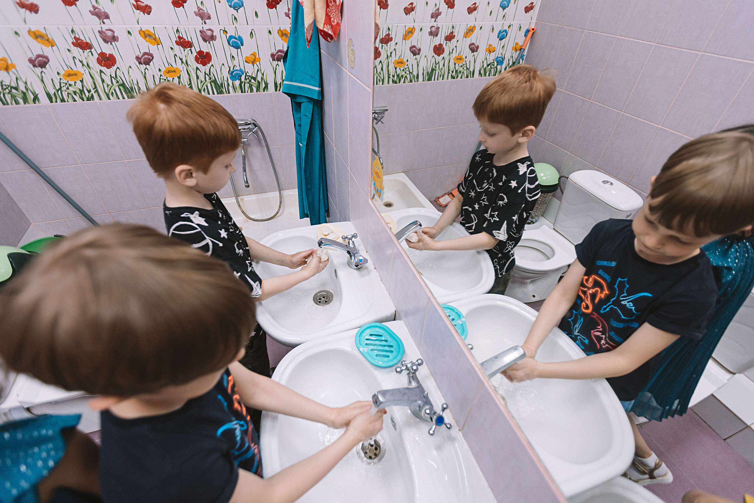 Один день в саду (частный). Семейный фотограф Тюмень, фотограф на роды Салмина Мария