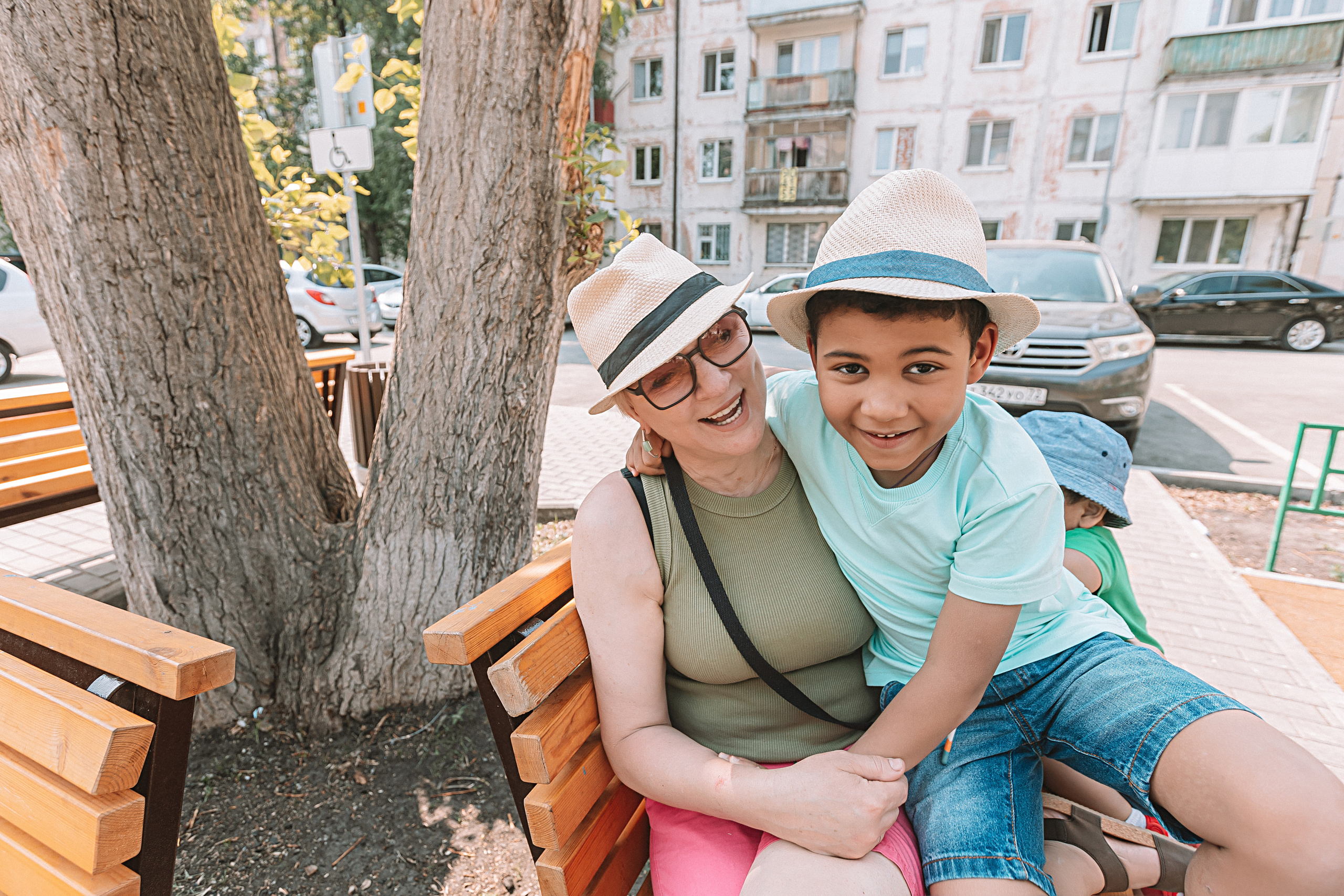 Один день в саду (частный). Семейный фотограф Тюмень, фотограф на роды Салмина Мария