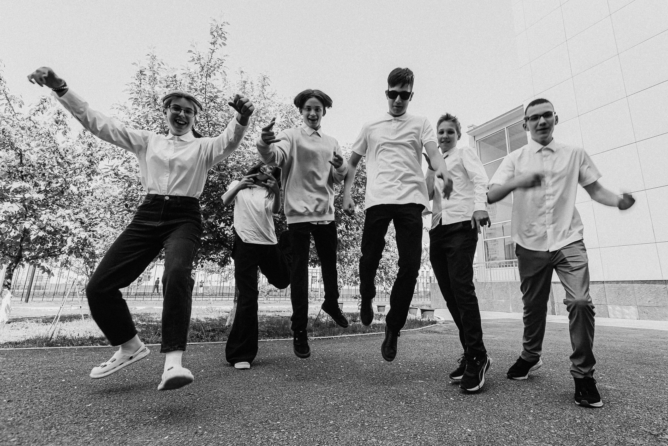 7 класс на улице. Семейный фотограф Тюмень, фотограф на роды Салмина Мария