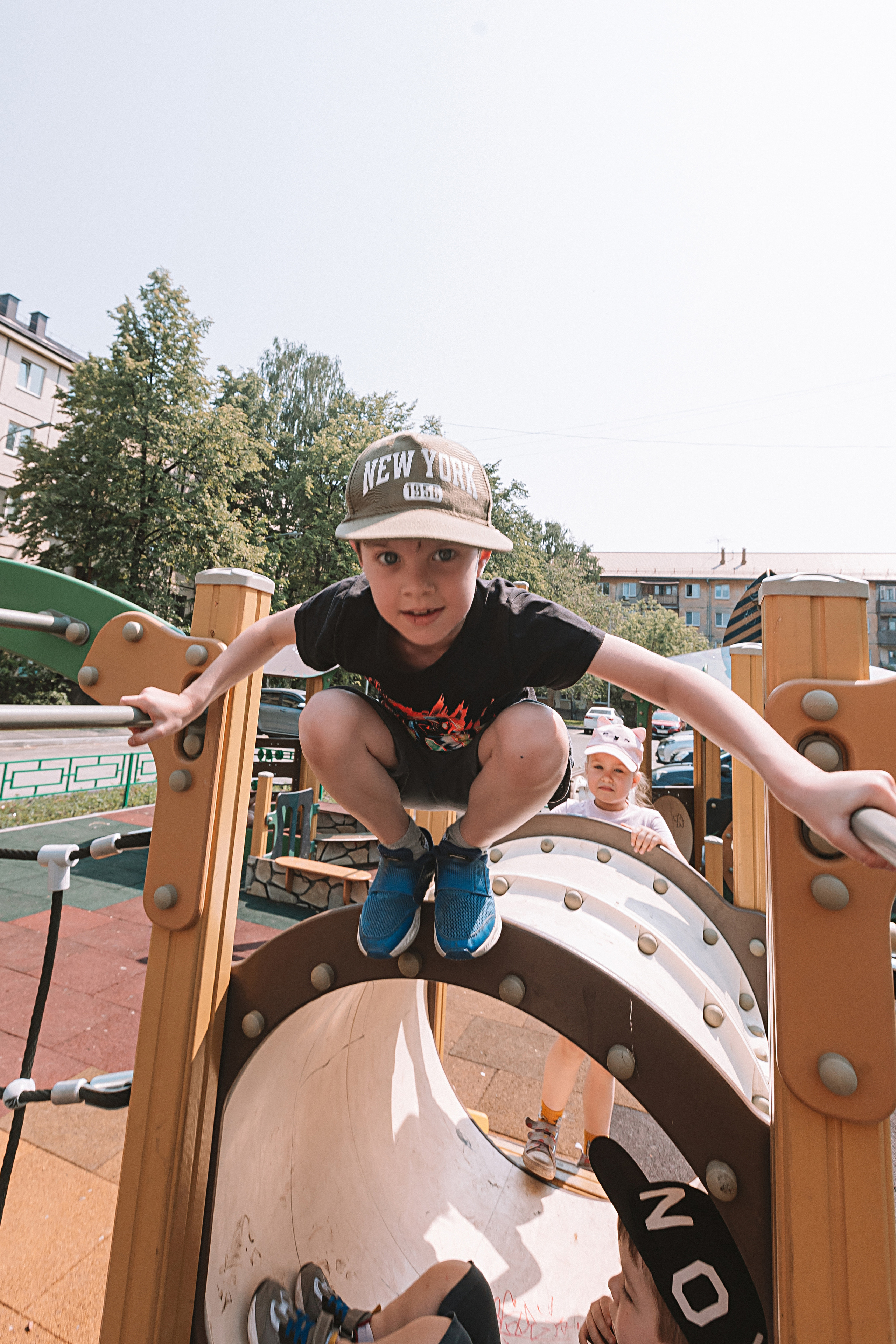 Один день в саду (частный). Семейный фотограф Тюмень, фотограф на роды Салмина Мария