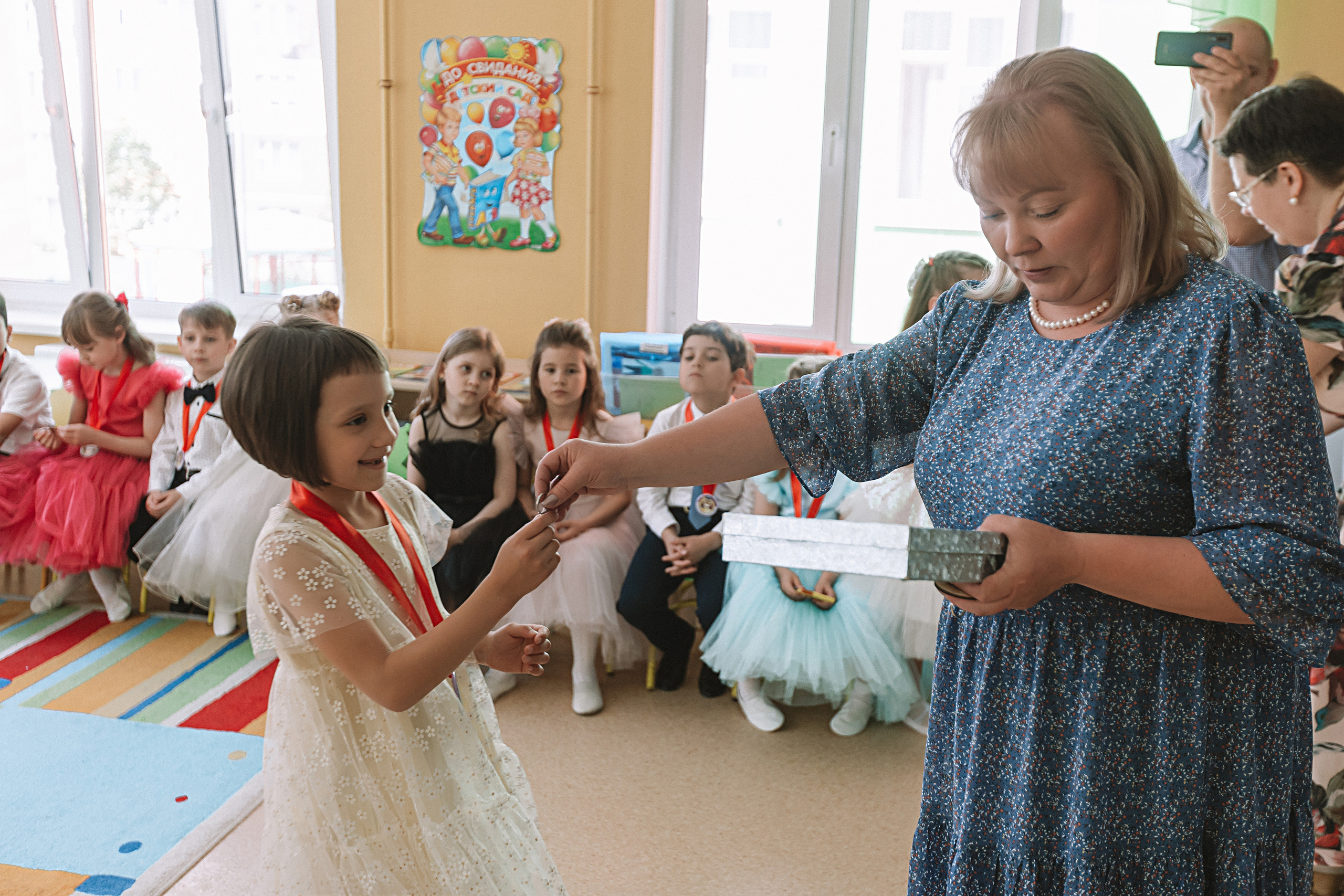 Выпускной детский сад. Семейный фотограф Тюмень, фотограф на роды Салмина Мария
