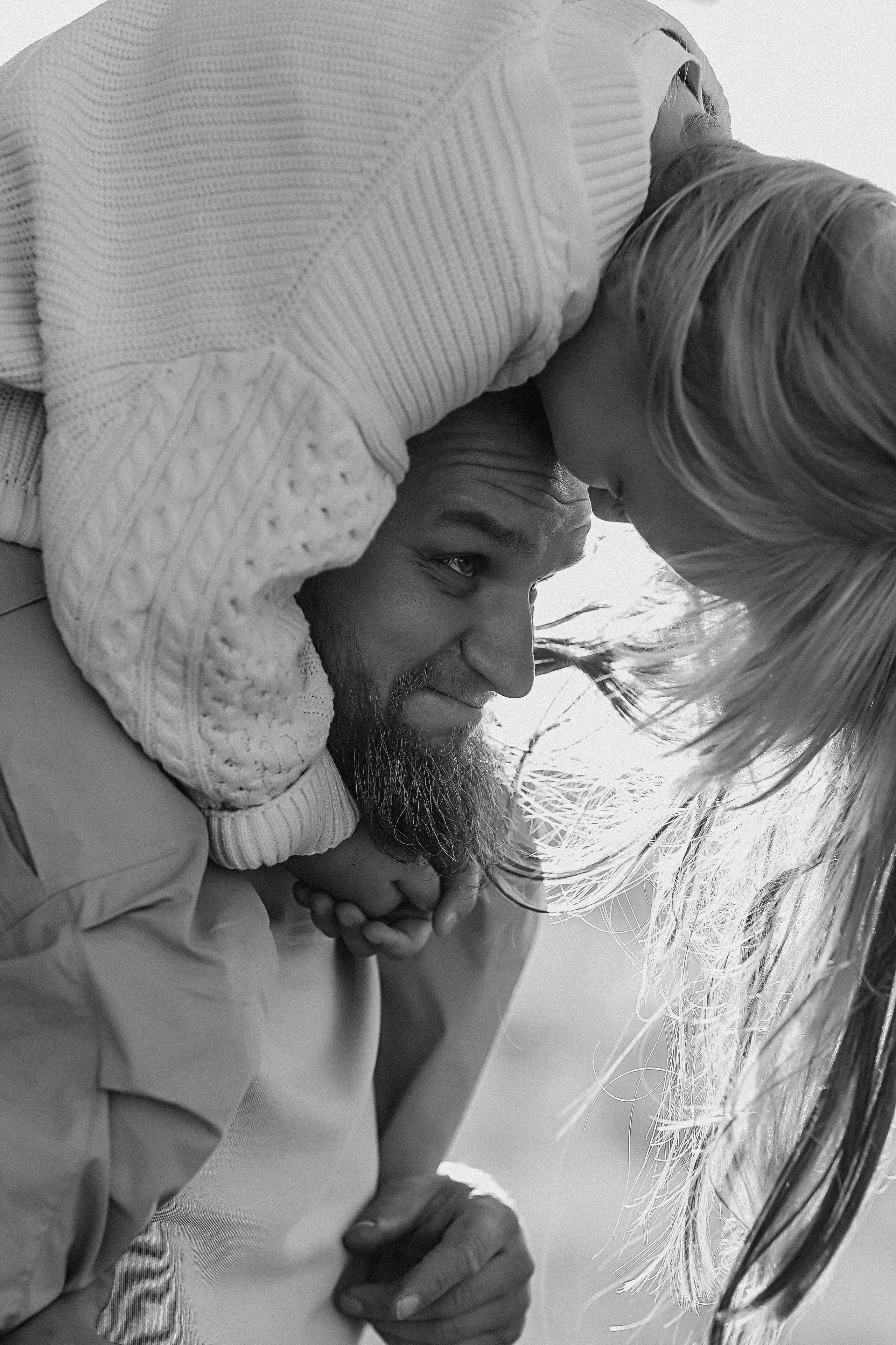 Семейная (каменка). Семейный фотограф Тюмень, фотограф на роды Салмина Мария