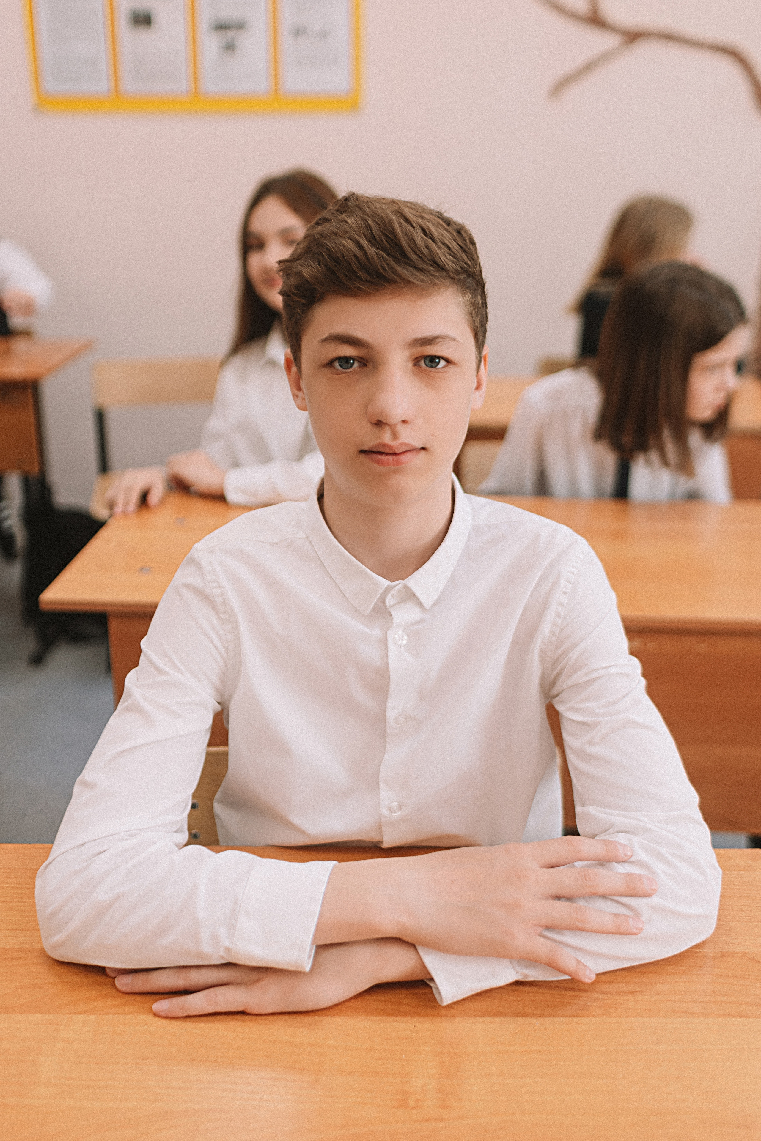 7 класс в стенах школы. Семейный фотограф Тюмень, фотограф на роды Салмина Мария