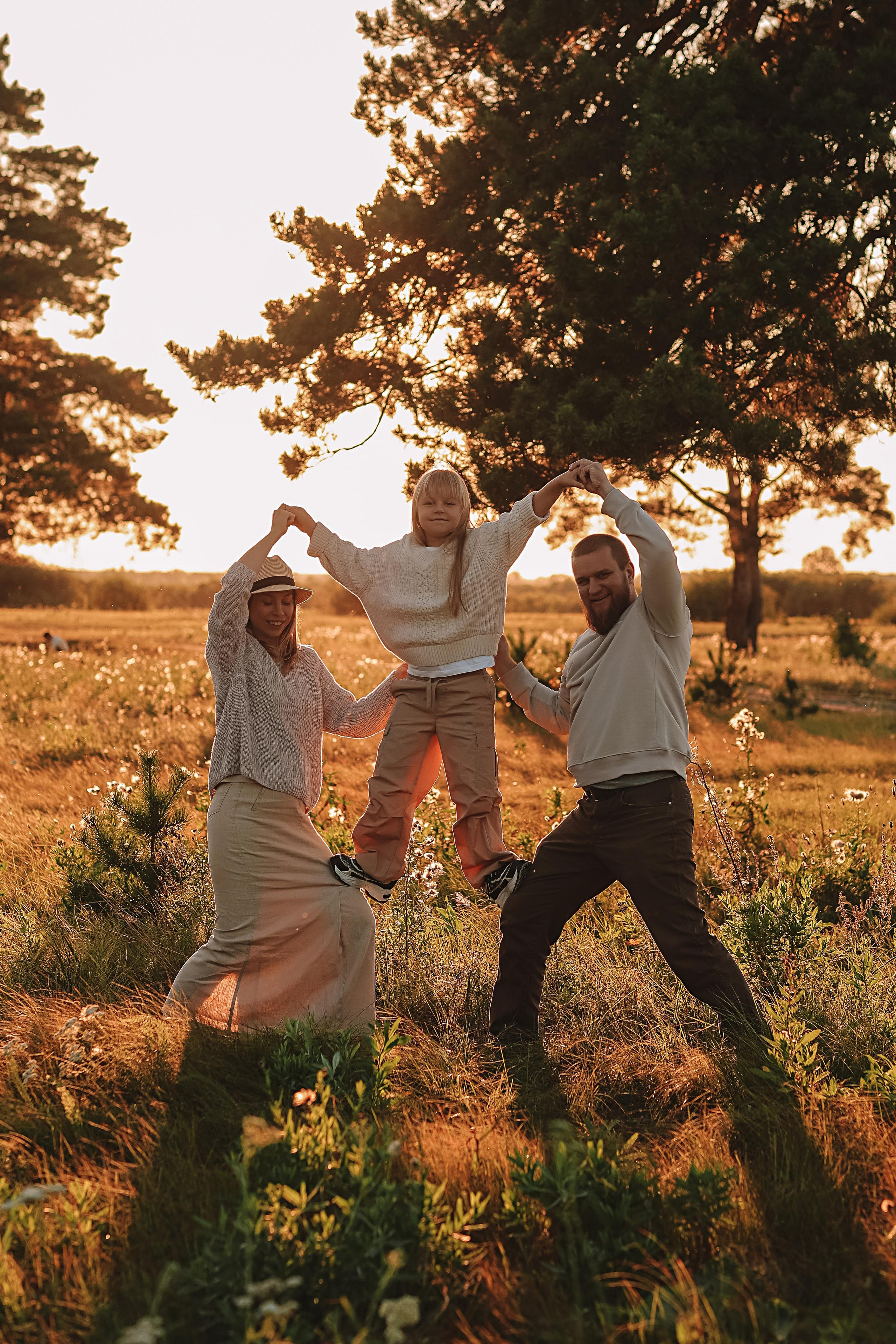 Семейная (каменка). Семейный фотограф Тюмень, фотограф на роды Салмина Мария