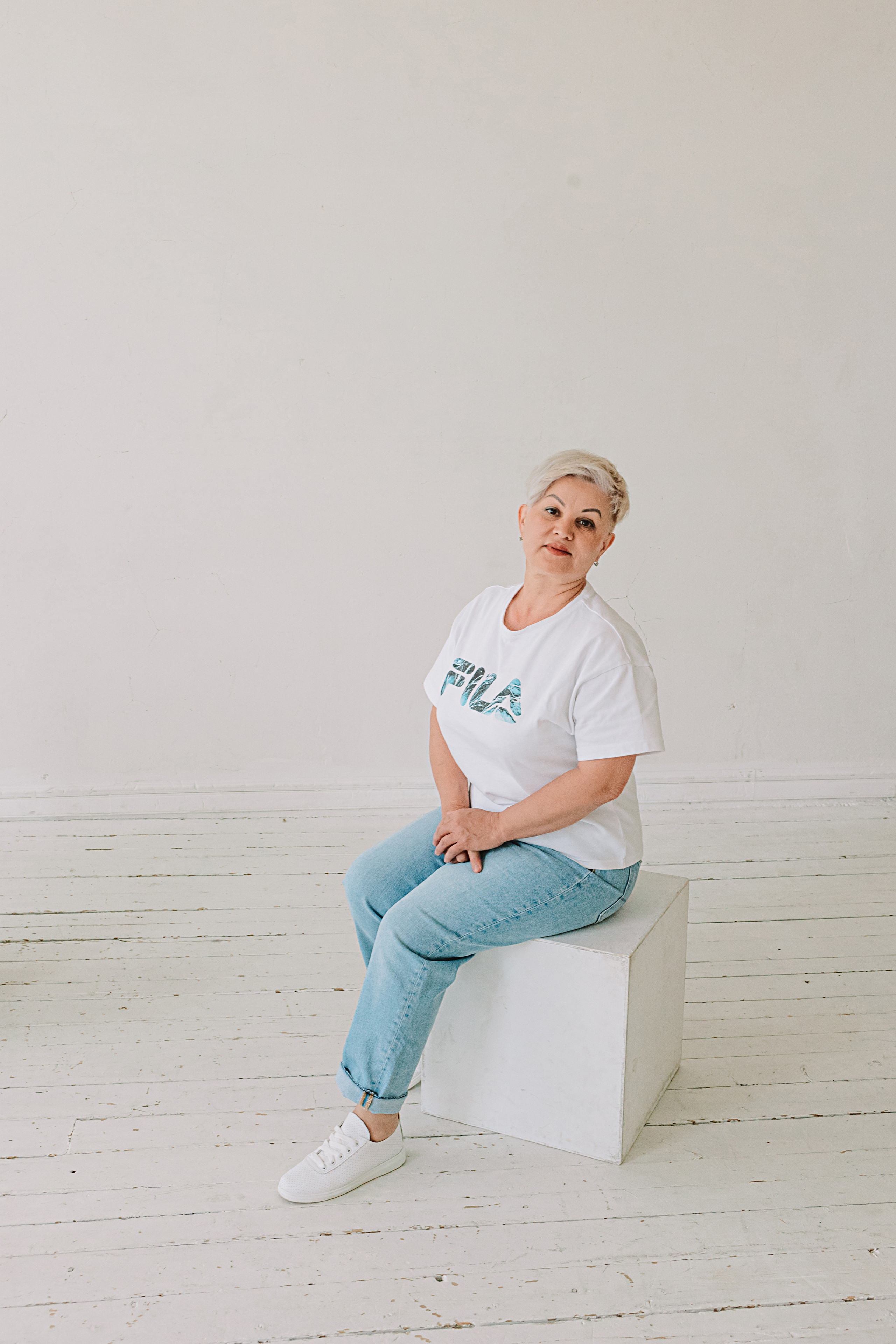 Младшая группа садика в студии. Семейный фотограф Тюмень, фотограф на роды Салмина Мария