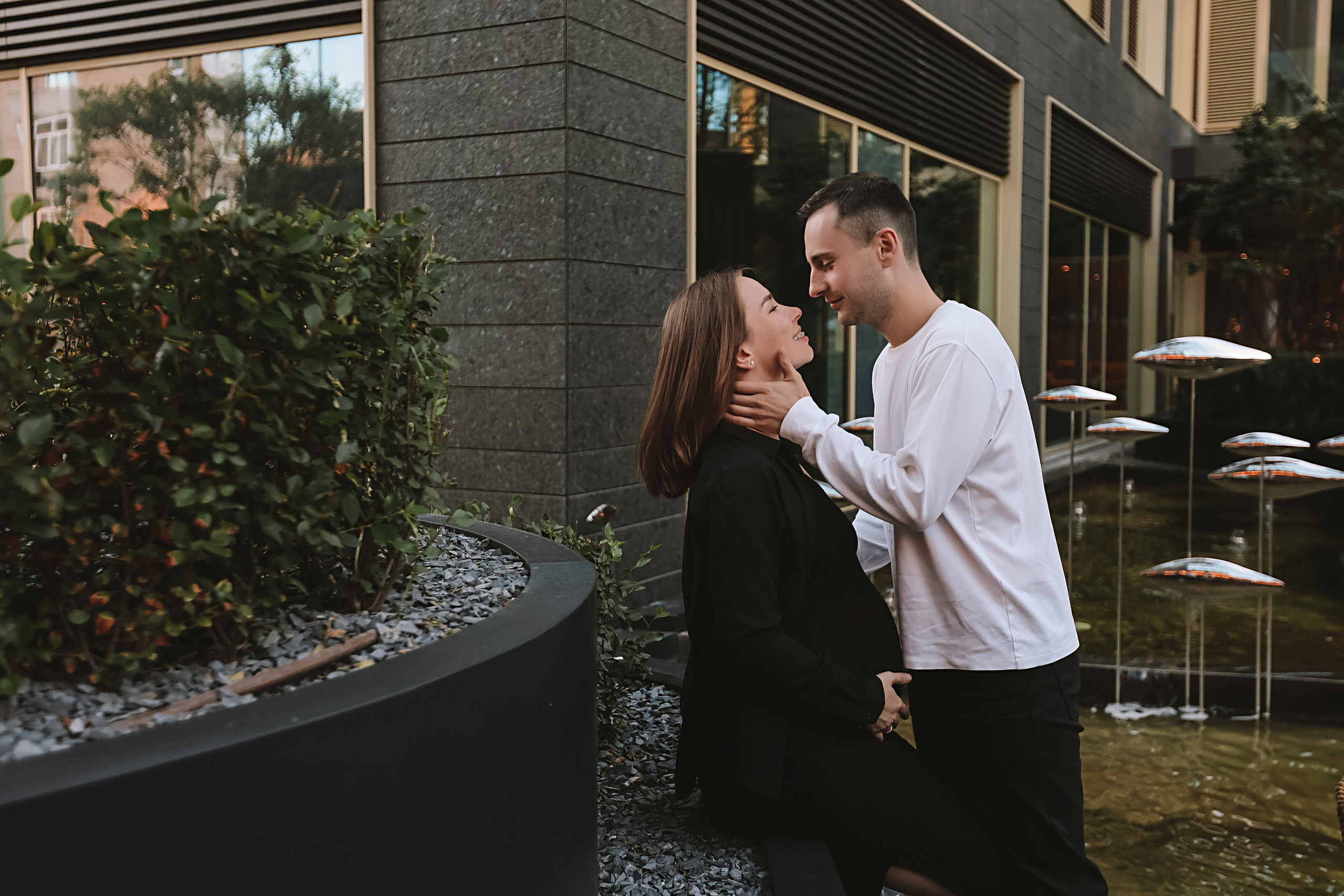 Беременность (центр города). Семейный фотограф Тюмень, фотограф на роды Салмина Мария