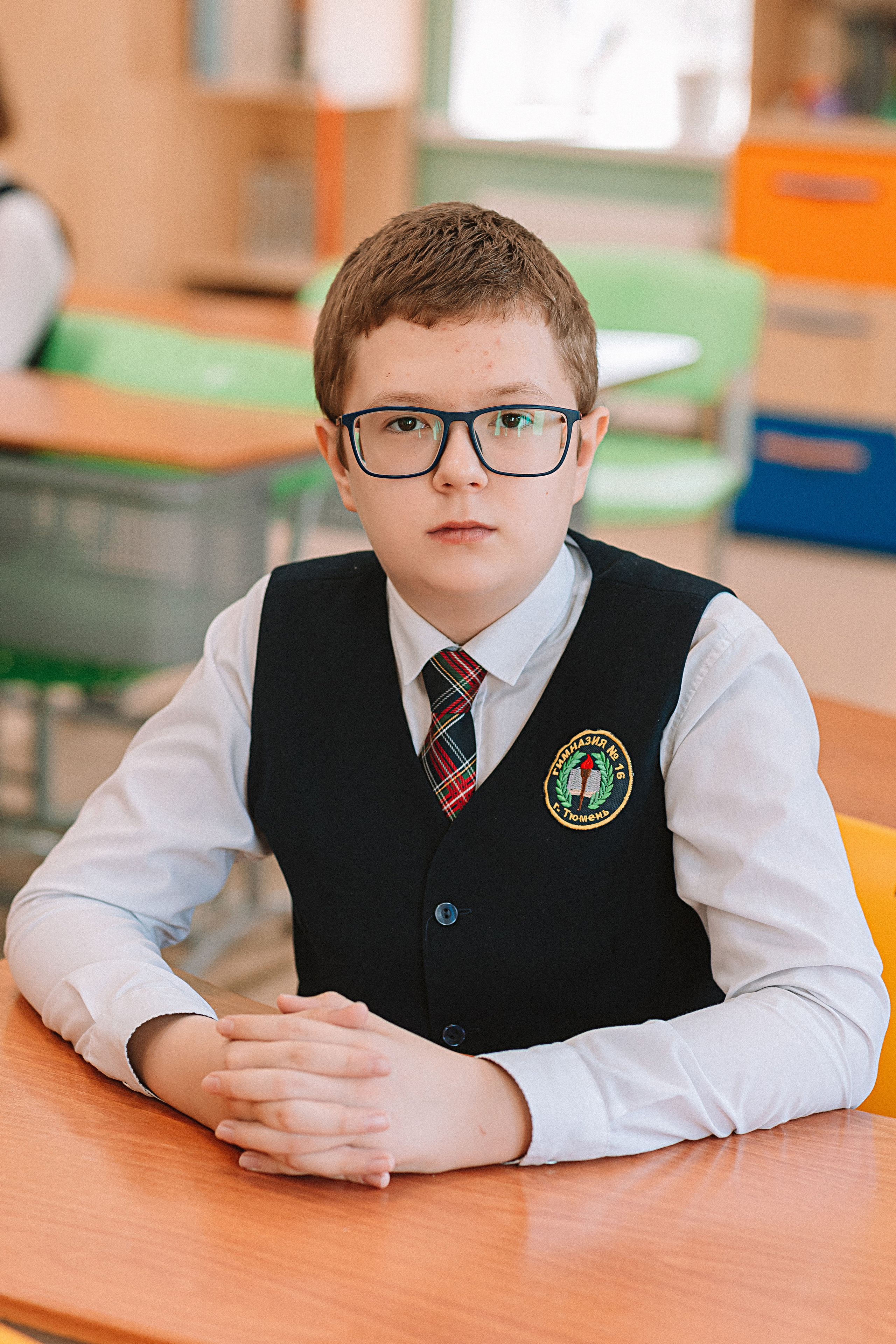 7 класс в кабинете. Семейный фотограф Тюмень, фотограф на роды Салмина Мария