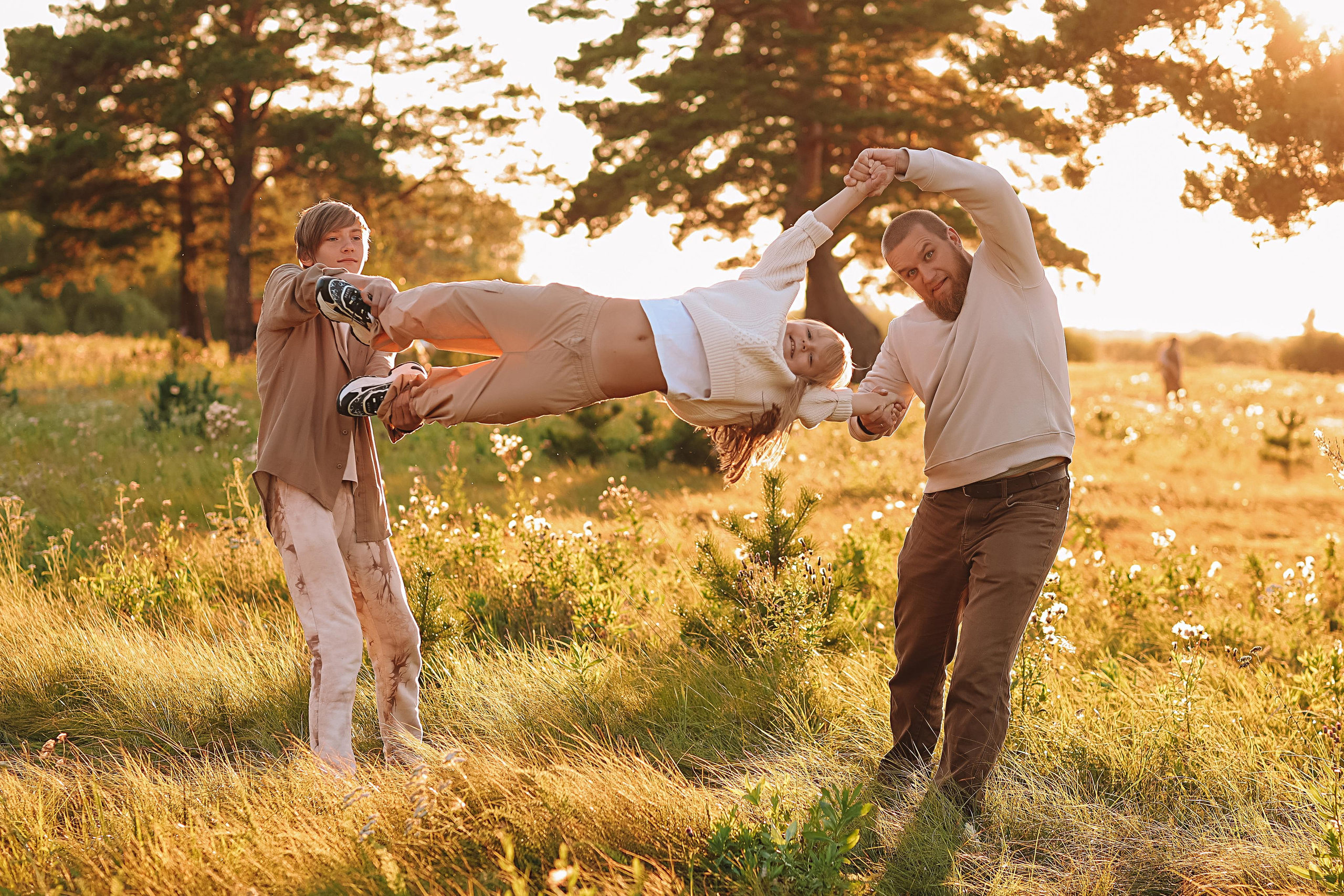 Семейная (каменка). Семейный фотограф Тюмень, фотограф на роды Салмина Мария