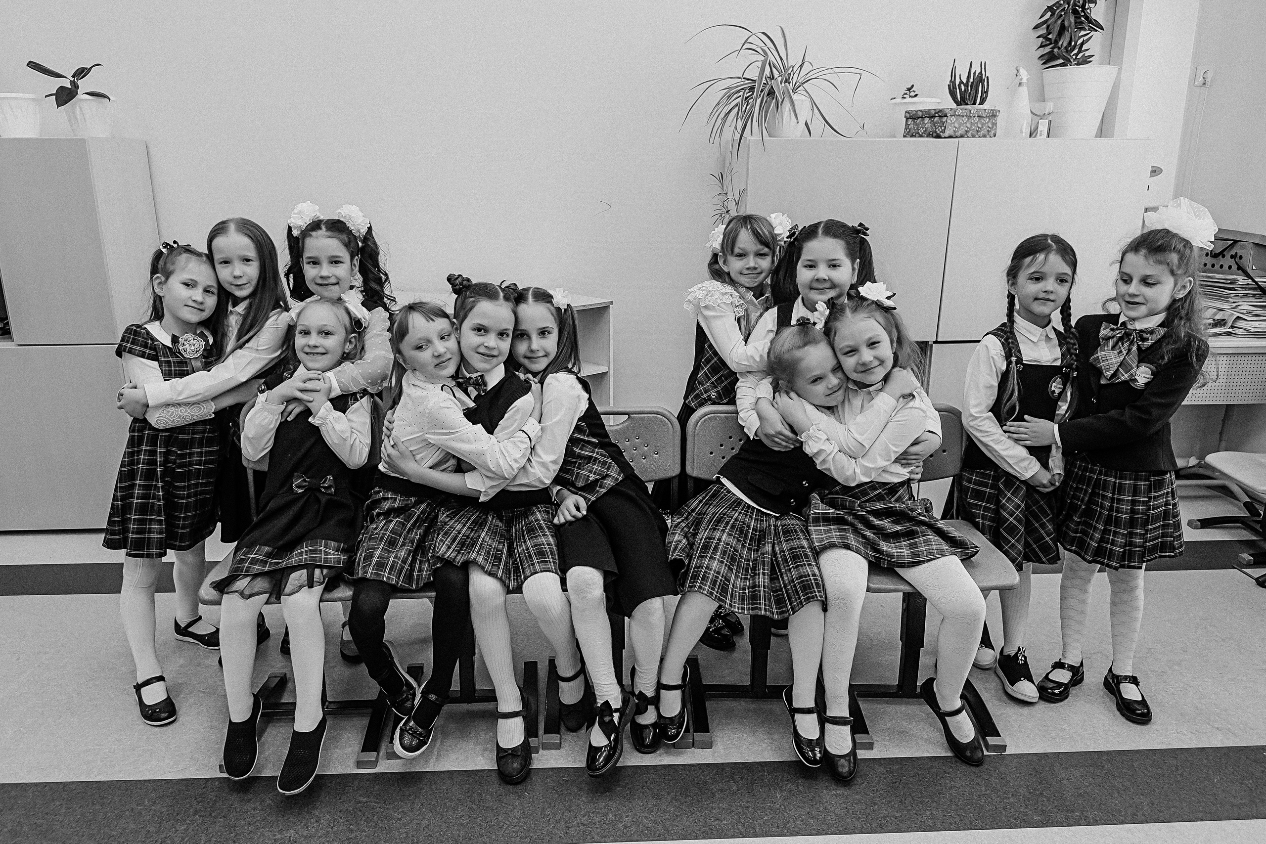 1 класс в кабинете. Семейный фотограф Тюмень, фотограф на роды Салмина Мария