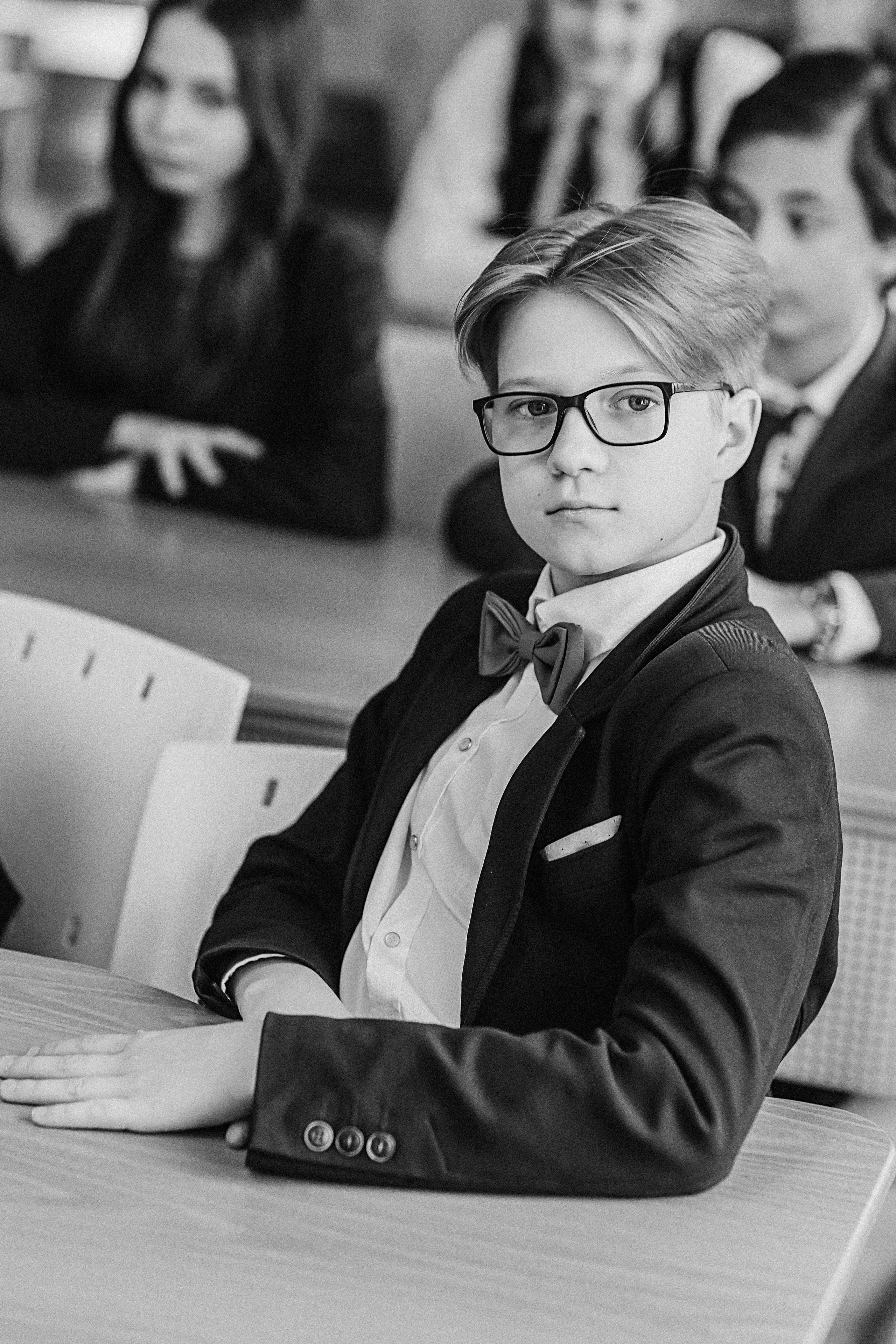 7 класс в кабинете. Семейный фотограф Тюмень, фотограф на роды Салмина Мария