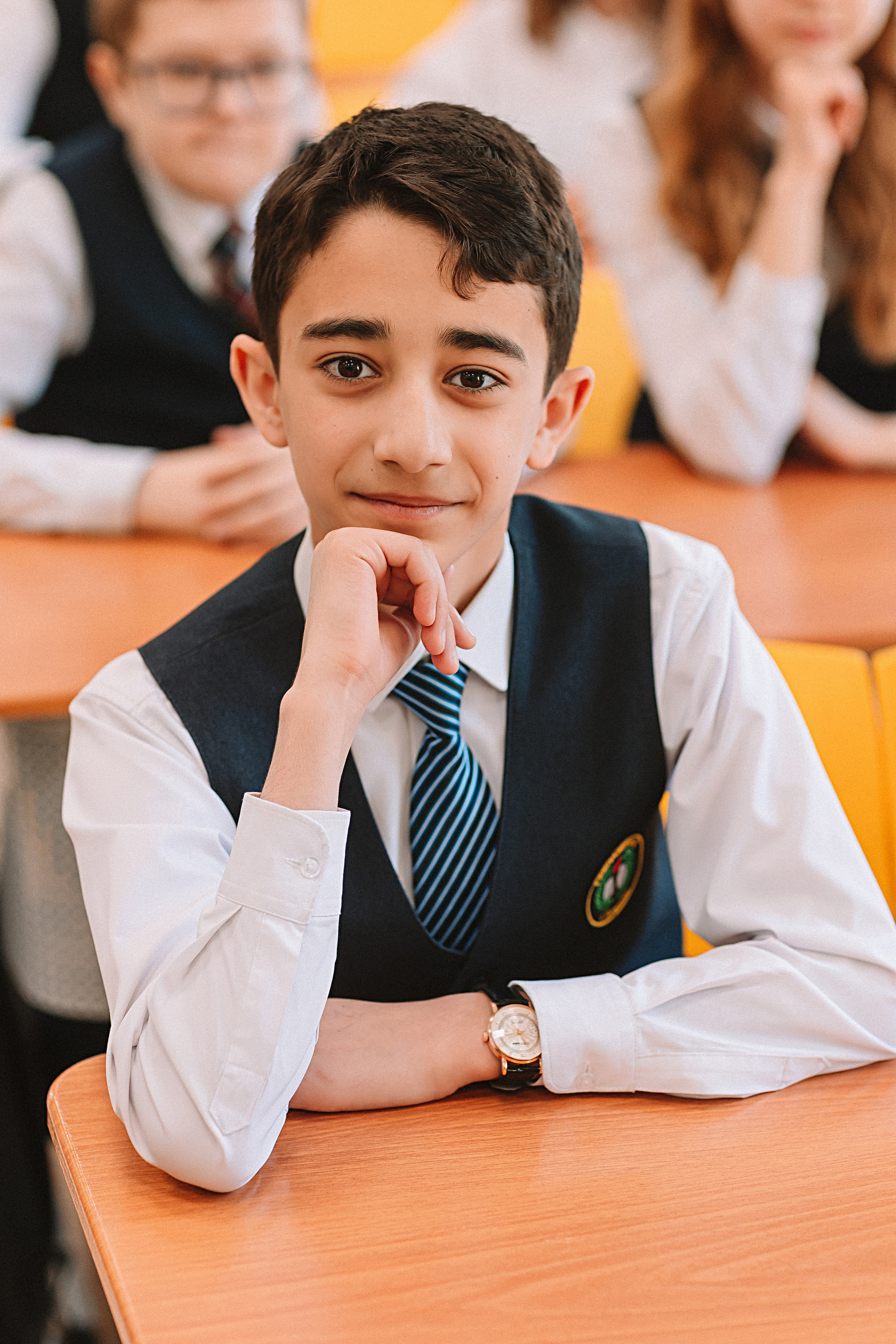 7 класс в кабинете. Семейный фотограф Тюмень, фотограф на роды Салмина Мария