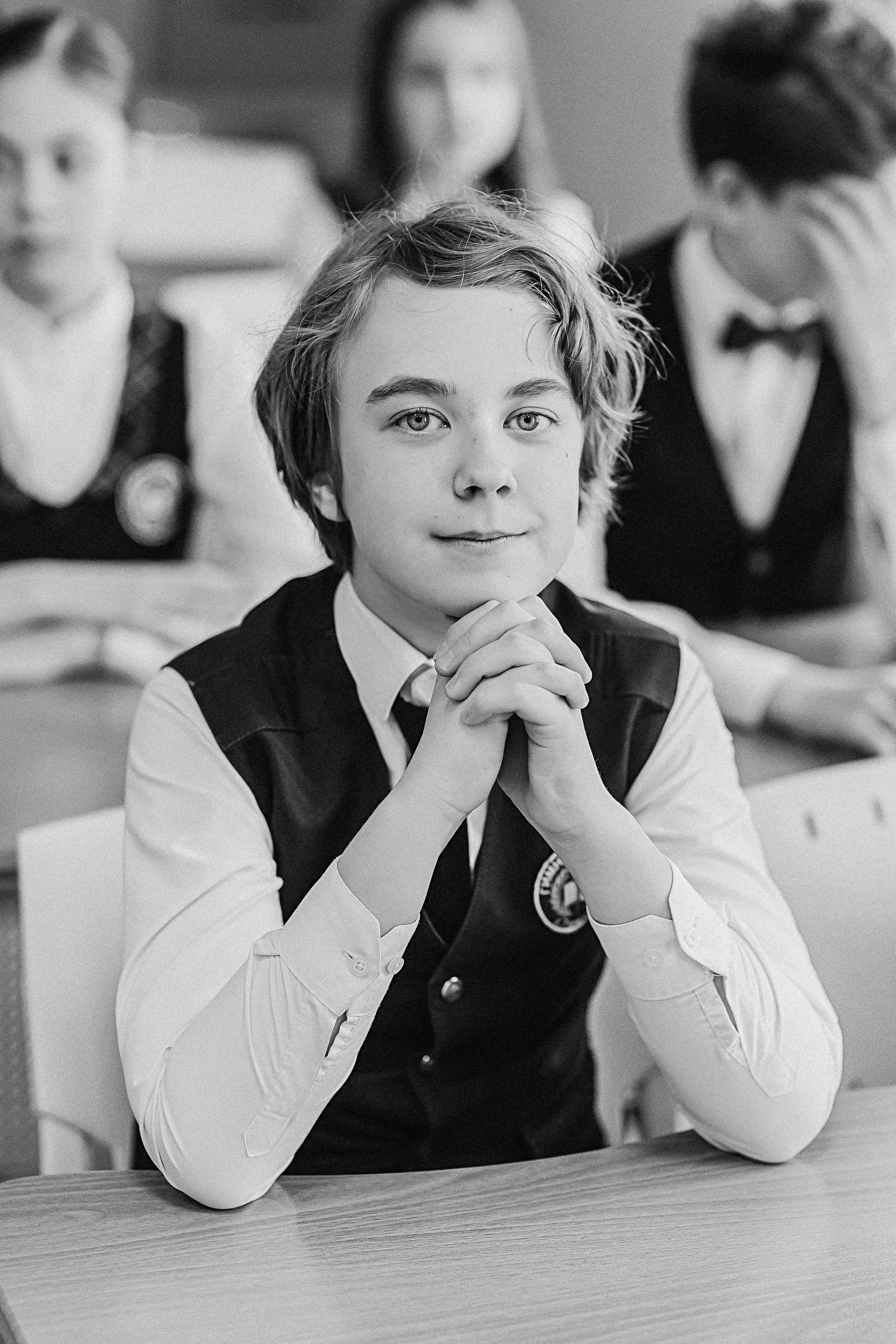 7 класс в кабинете. Семейный фотограф Тюмень, фотограф на роды Салмина Мария