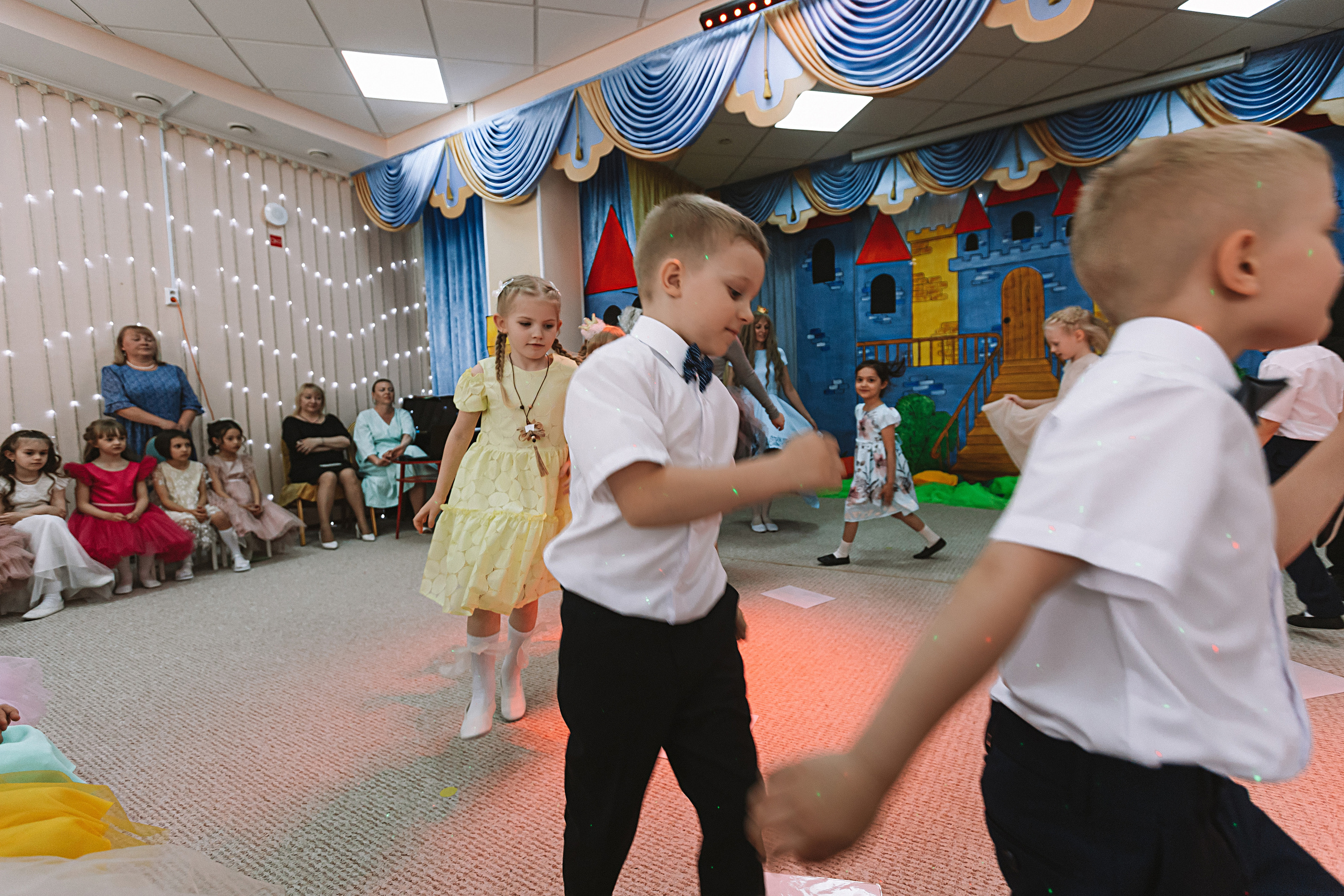 Выпускной детский сад. Семейный фотограф Тюмень, фотограф на роды Салмина Мария