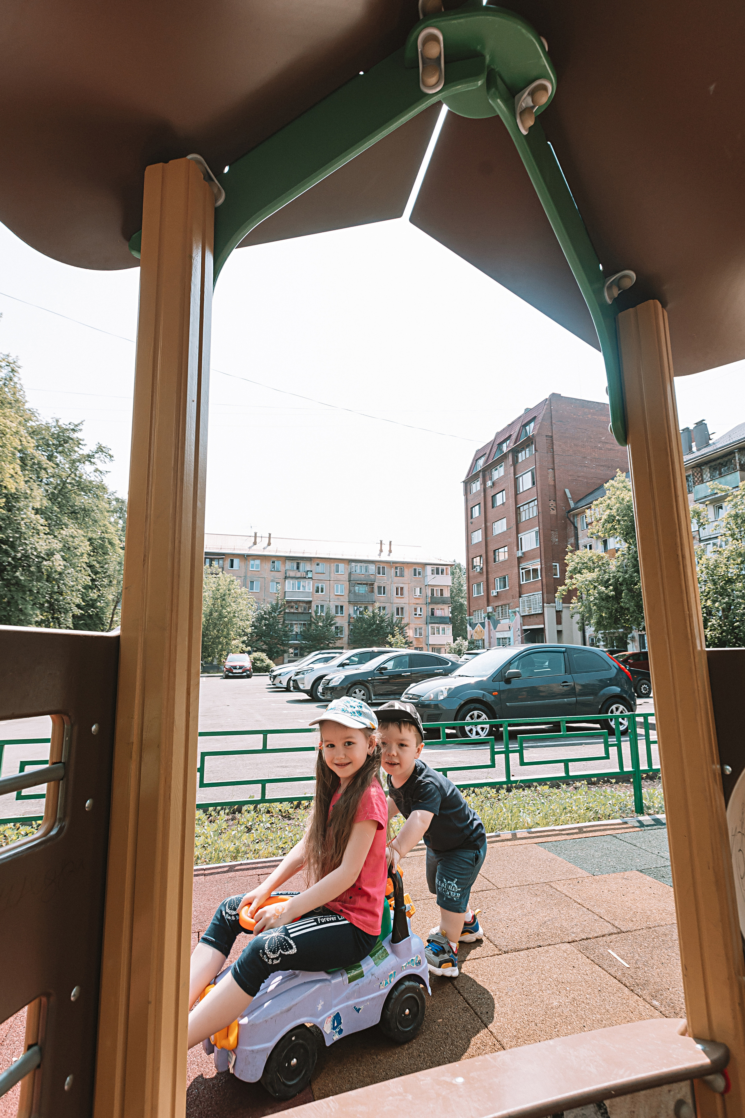 Один день в саду (частный). Семейный фотограф Тюмень, фотограф на роды Салмина Мария
