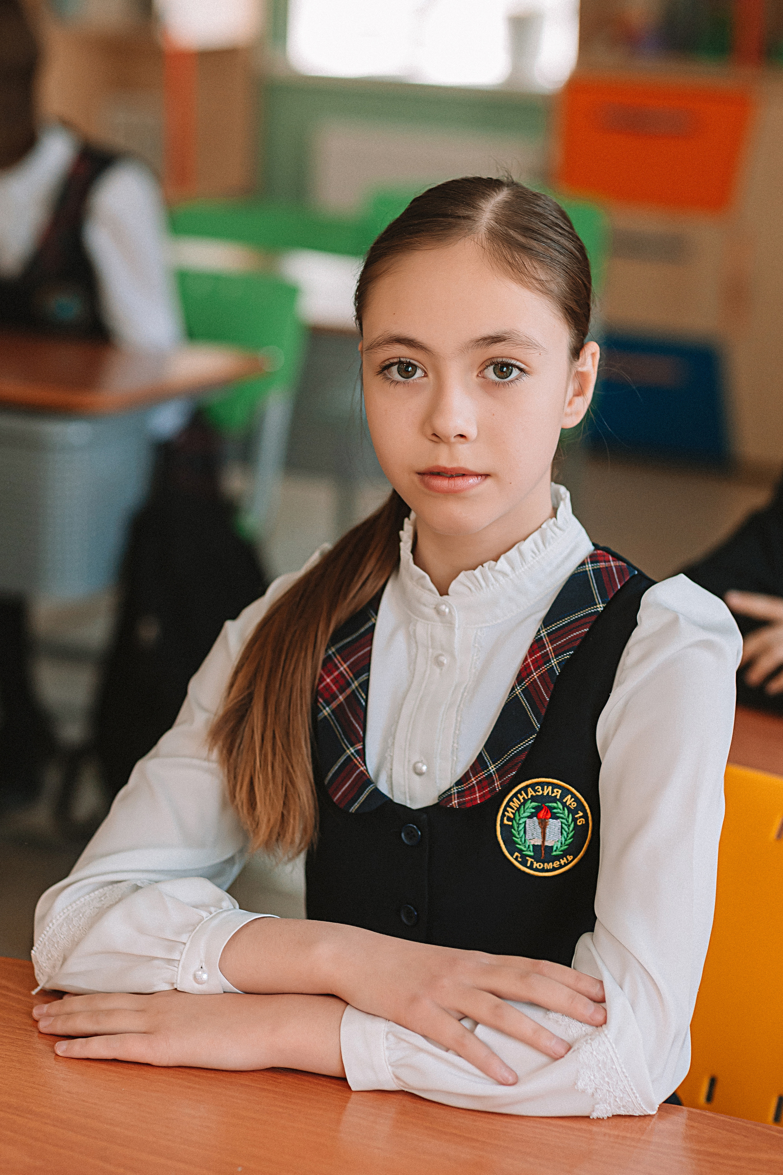 7 класс в кабинете. Семейный фотограф Тюмень, фотограф на роды Салмина Мария