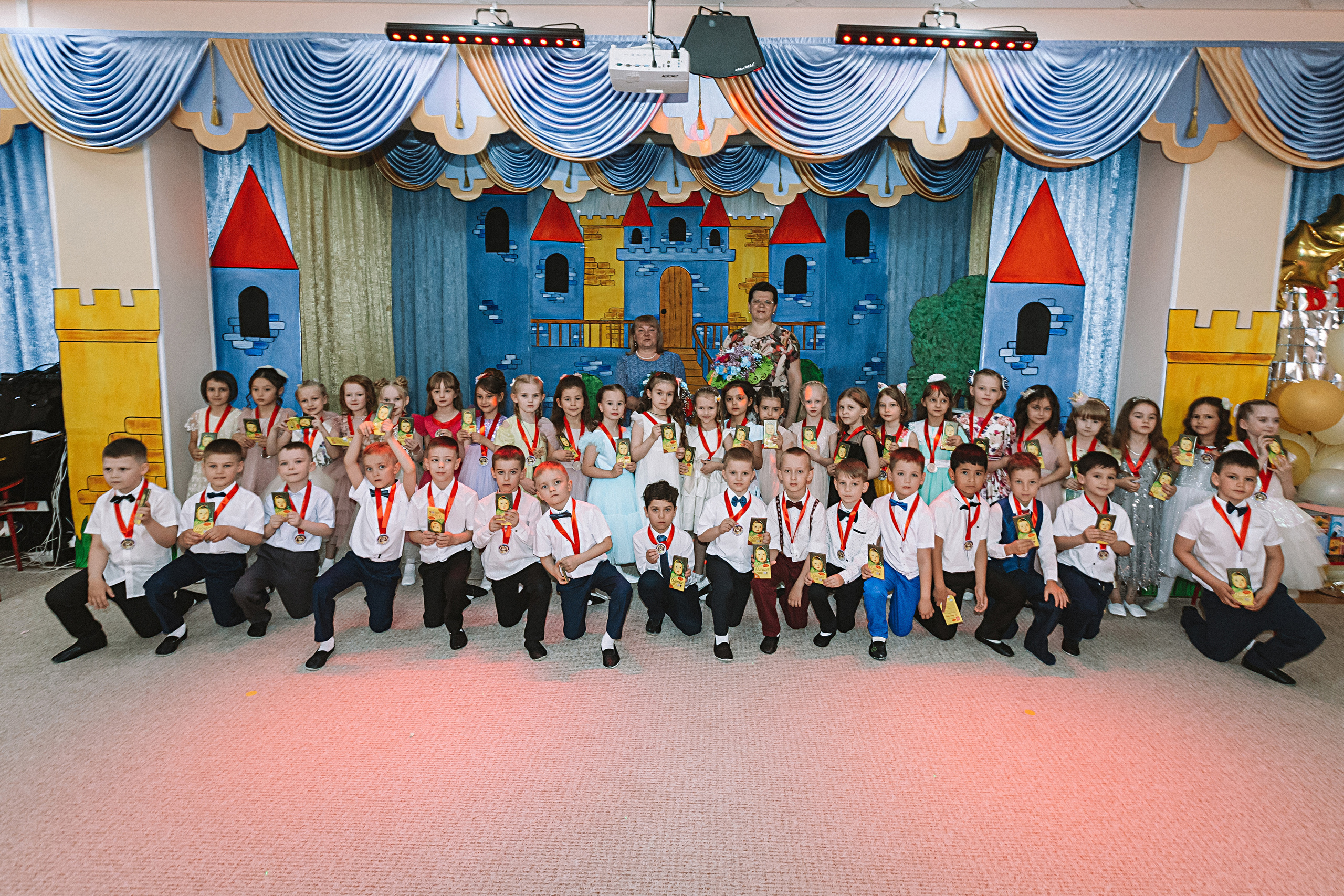 Выпускной детский сад. Семейный фотограф Тюмень, фотограф на роды Салмина Мария