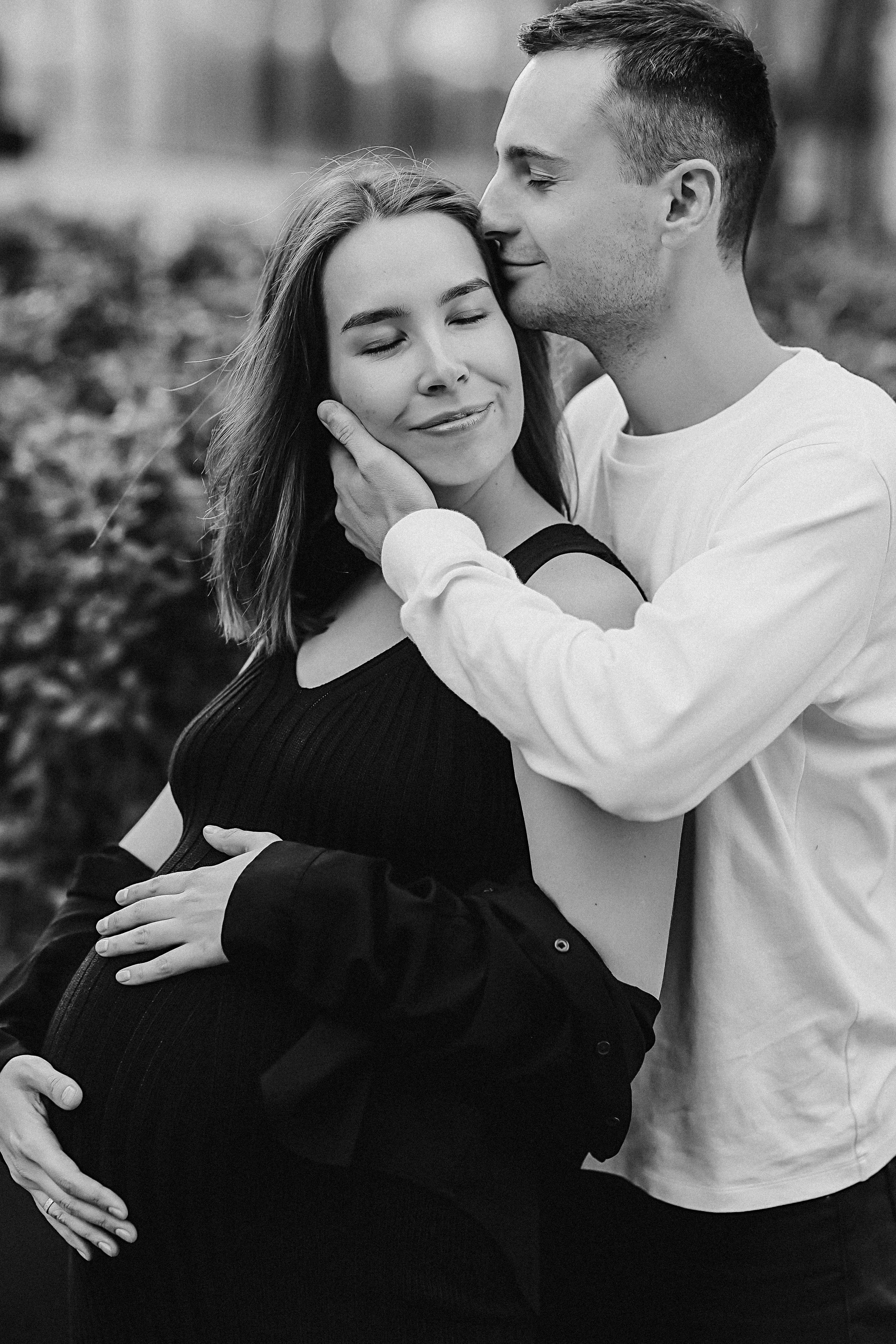 Беременность (центр города). Семейный фотограф Тюмень, фотограф на роды Салмина Мария