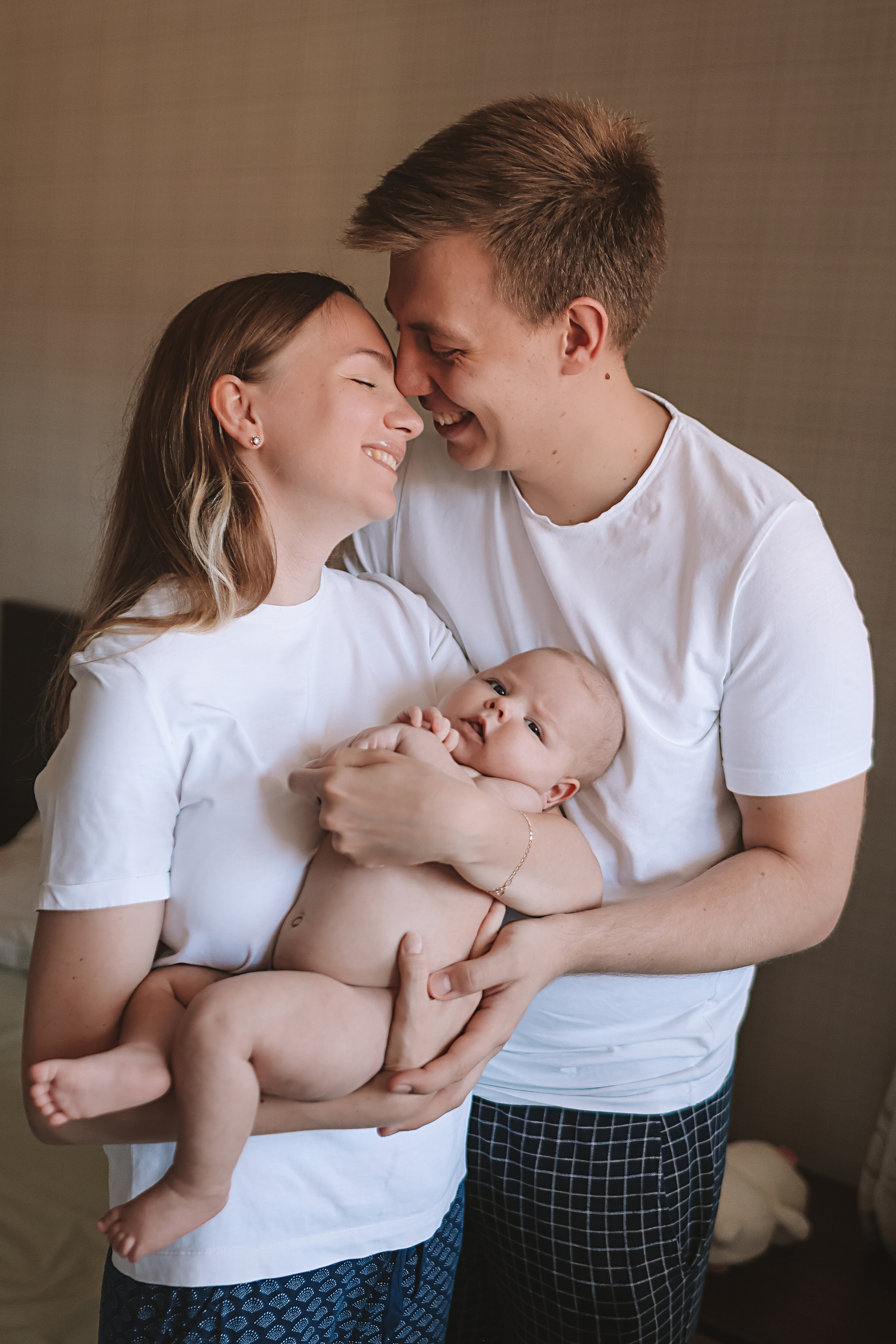 Аня, 2 месяца. Семейный фотограф Тюмень, фотограф на роды Салмина Мария