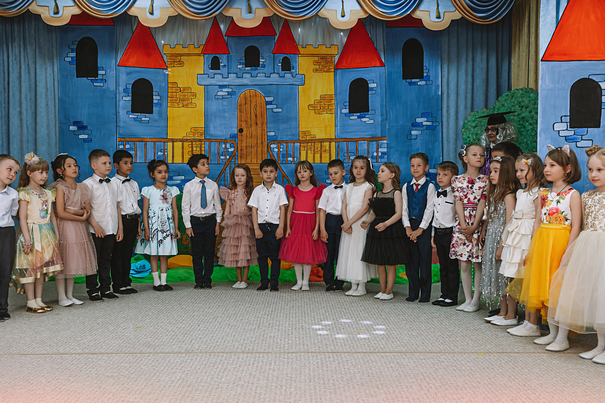 Выпускной детский сад. Семейный фотограф Тюмень, фотограф на роды Салмина Мария
