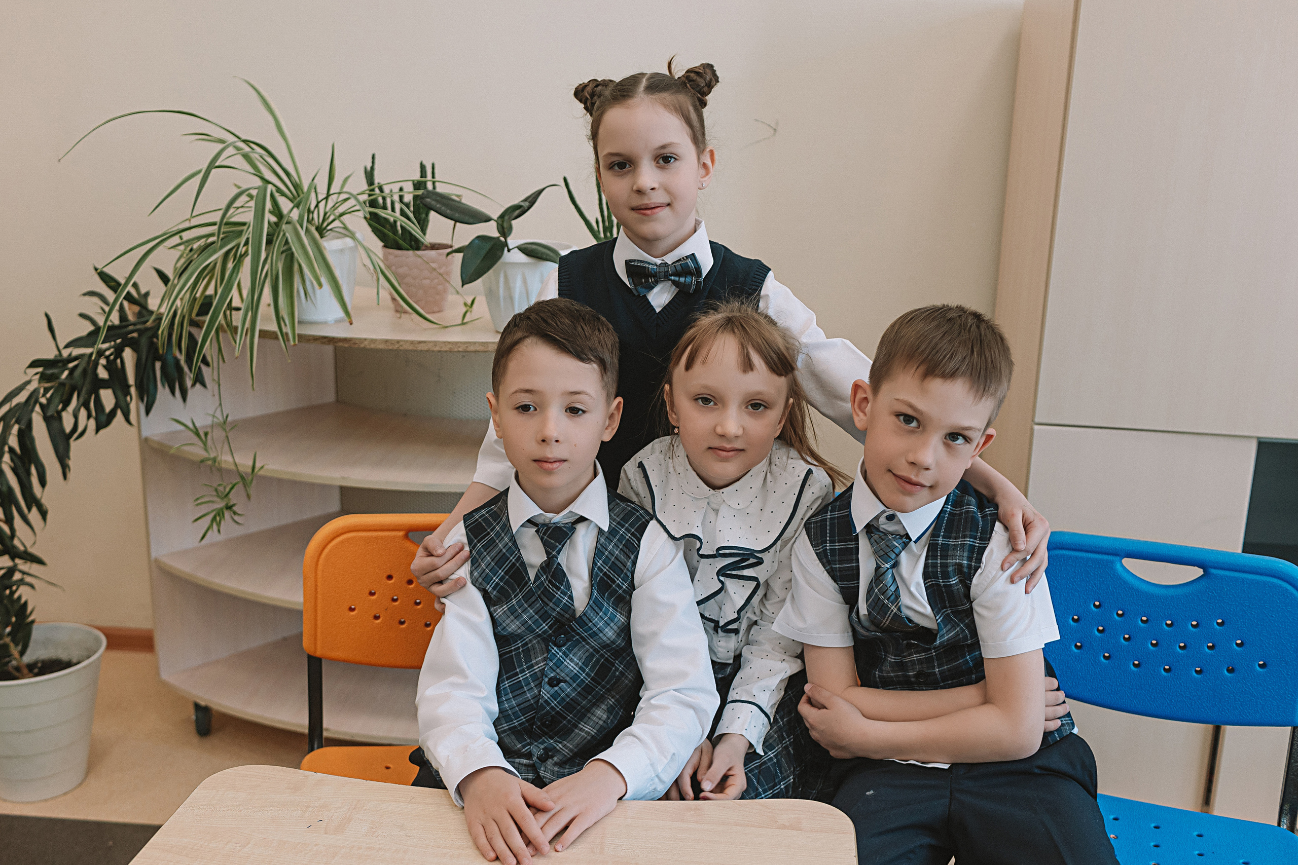 1 класс в кабинете. Семейный фотограф Тюмень, фотограф на роды Салмина Мария