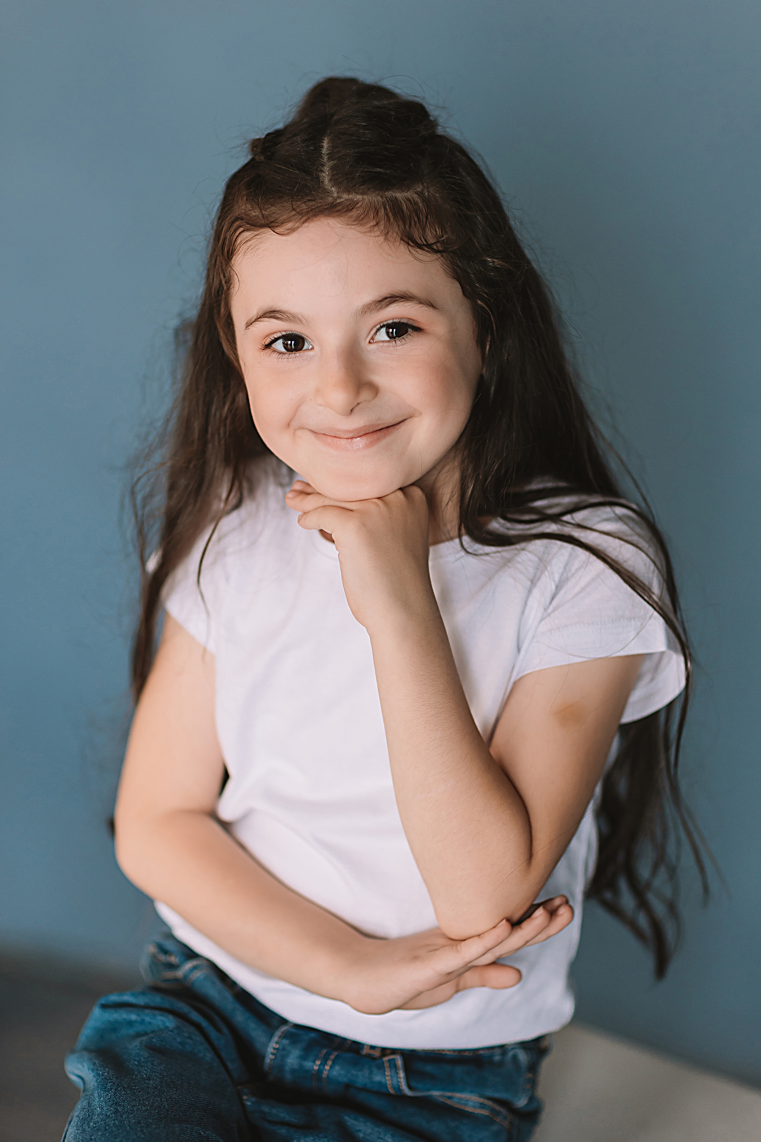 Садик в фотостудии. Семейный фотограф Тюмень, фотограф на роды Салмина Мария