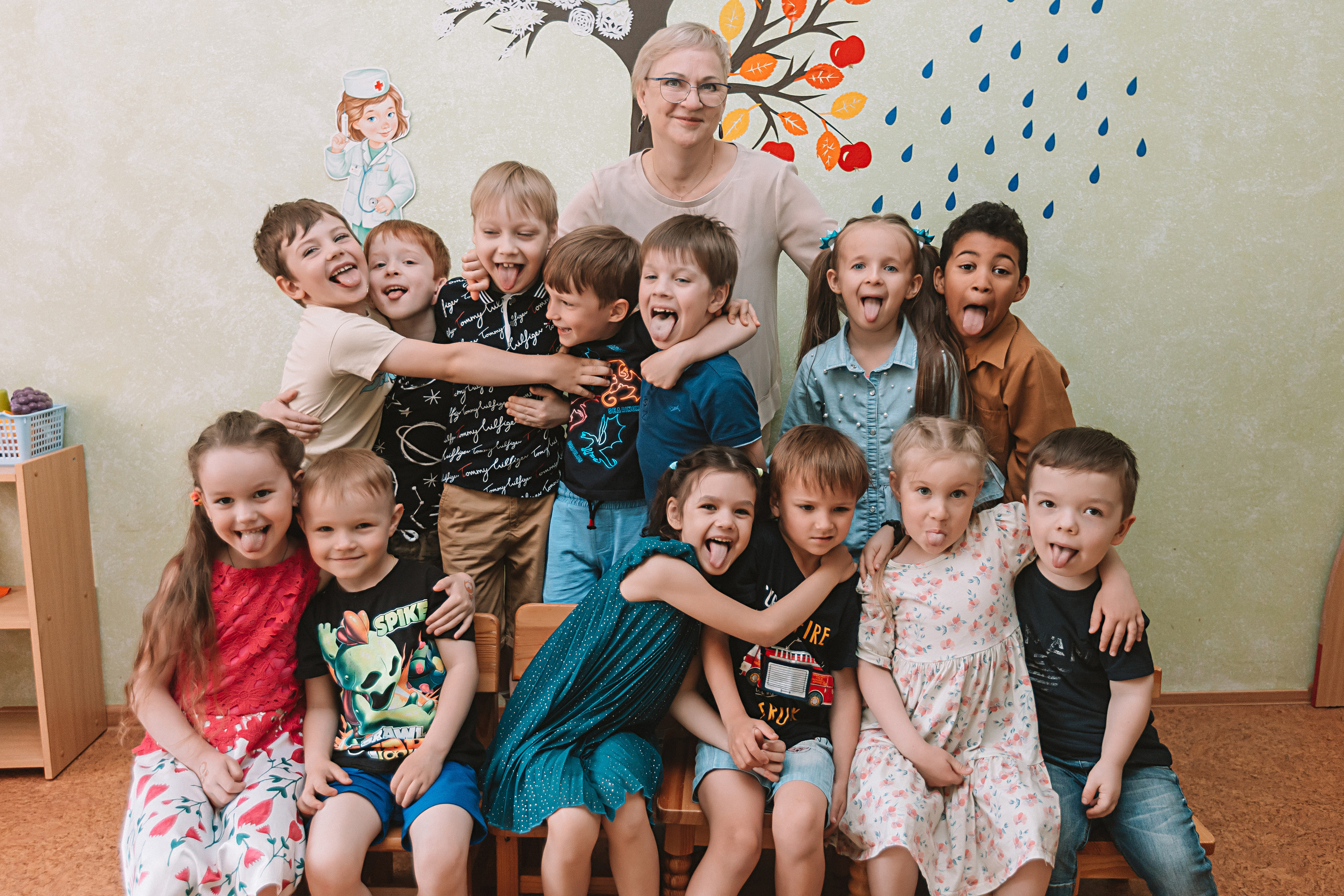 Один день в саду (частный). Семейный фотограф Тюмень, фотограф на роды Салмина Мария