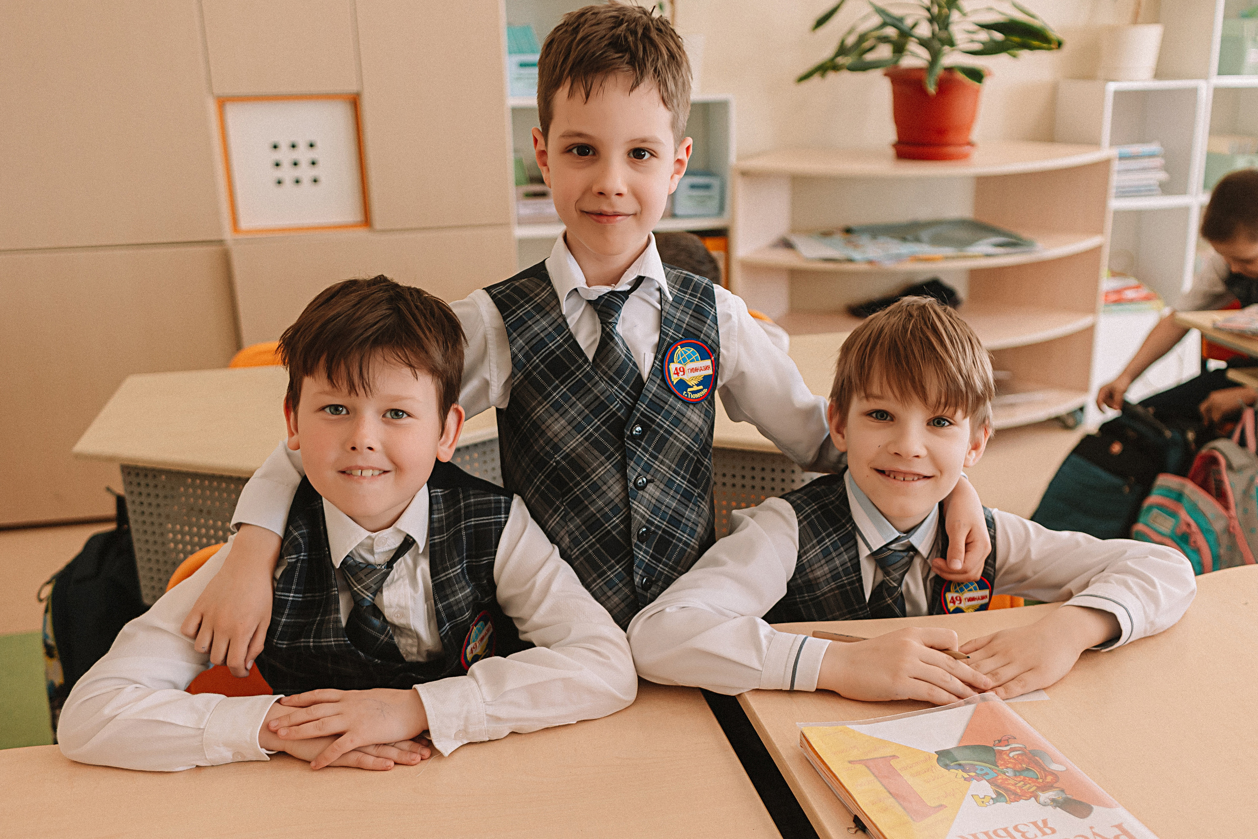 1 п фотосессия в классе. Семейный фотограф Тюмень, фотограф на роды Салмина Мария