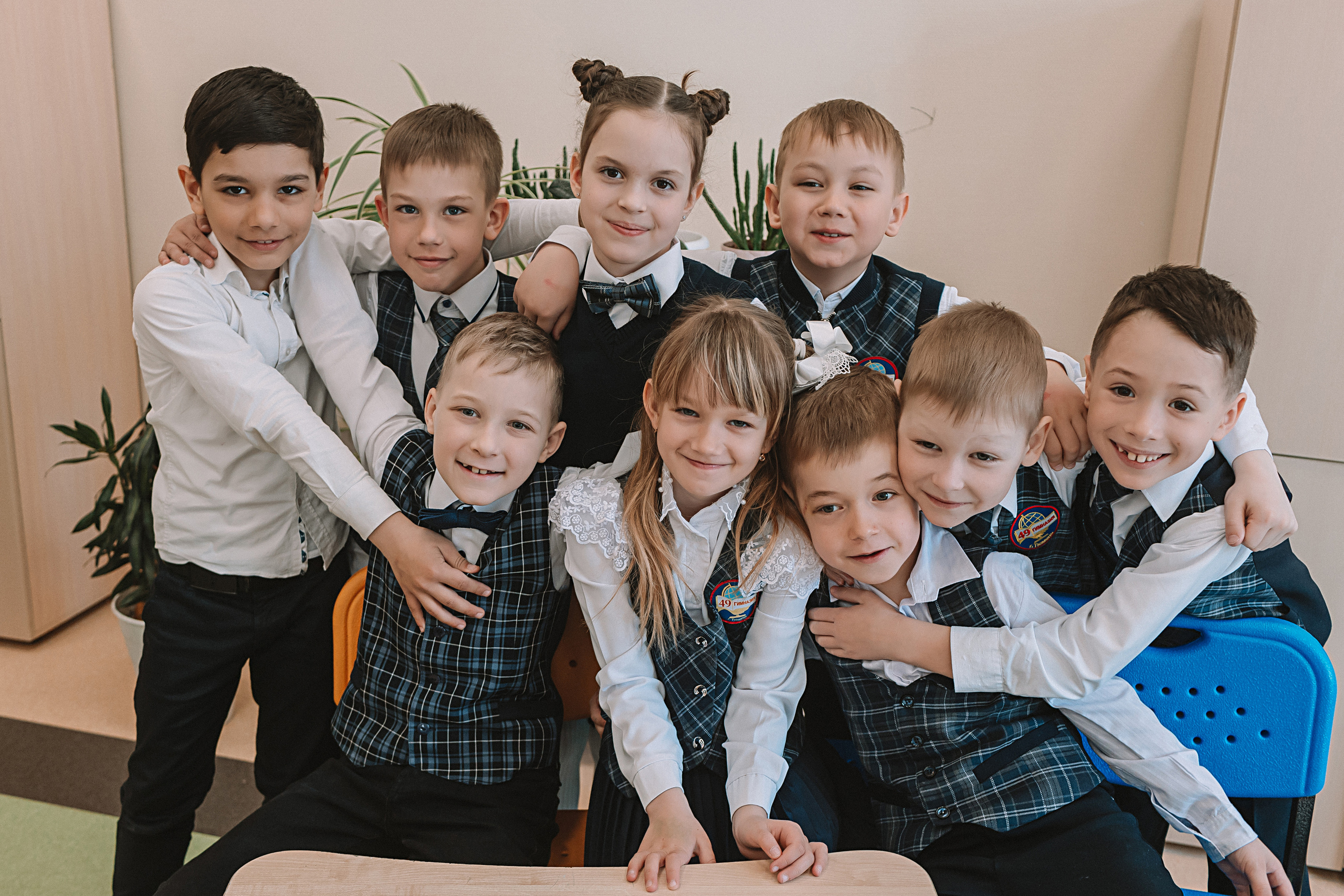 1 класс в кабинете. Семейный фотограф Тюмень, фотограф на роды Салмина Мария