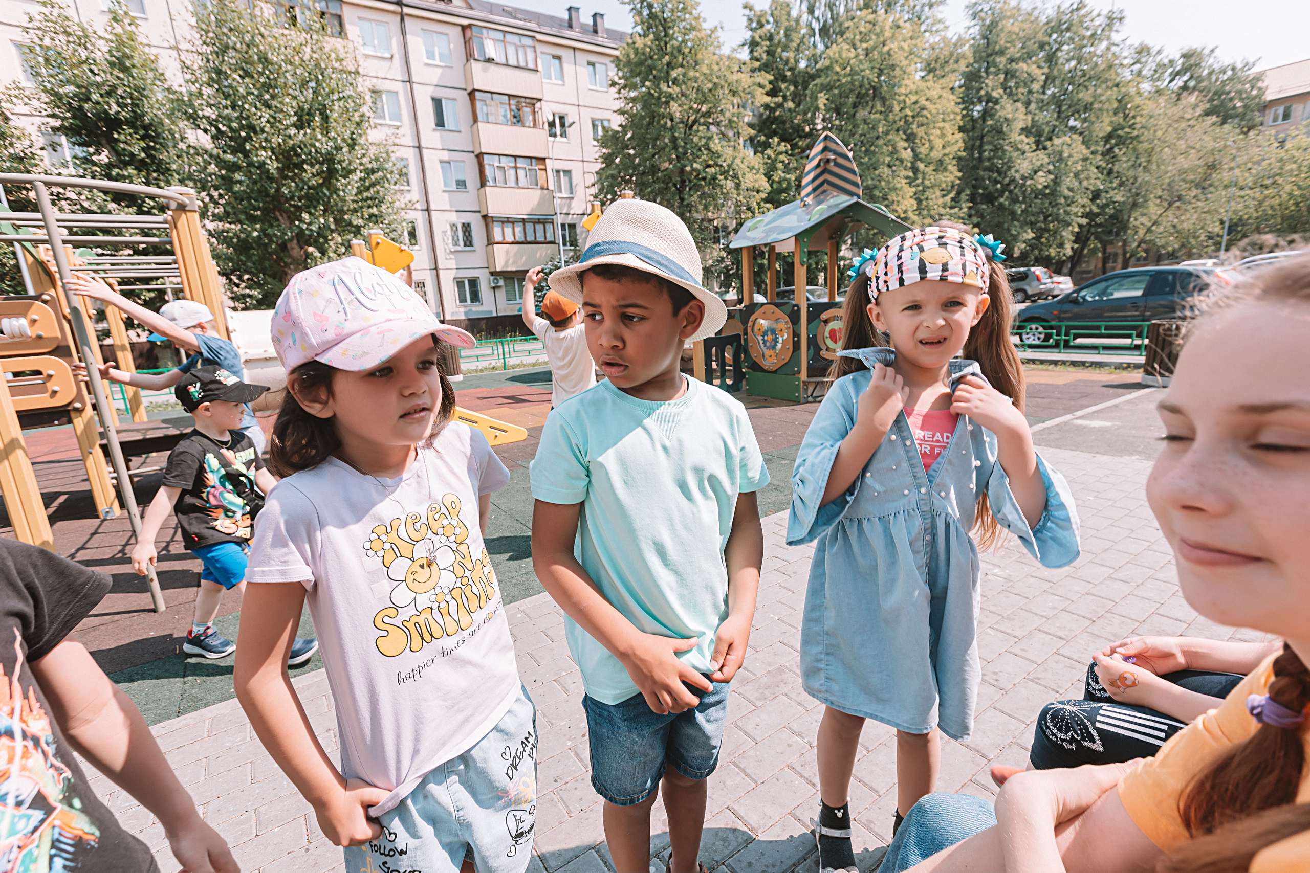 Один день в саду (частный). Семейный фотограф Тюмень, фотограф на роды Салмина Мария