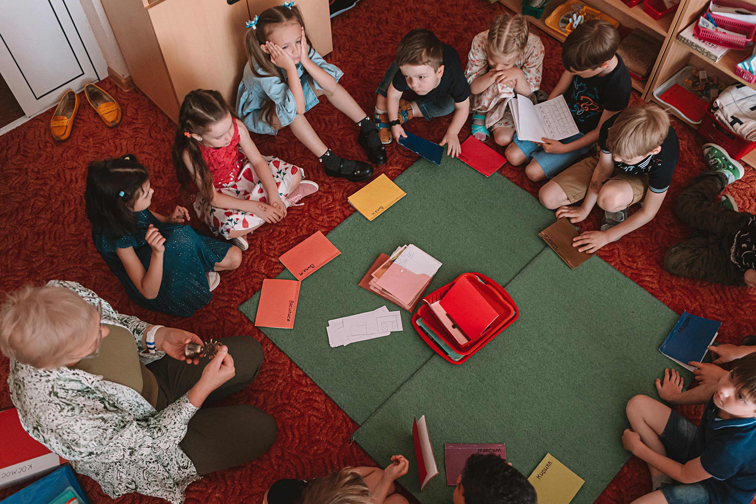 Один день в саду (частный). Семейный фотограф Тюмень, фотограф на роды Салмина Мария