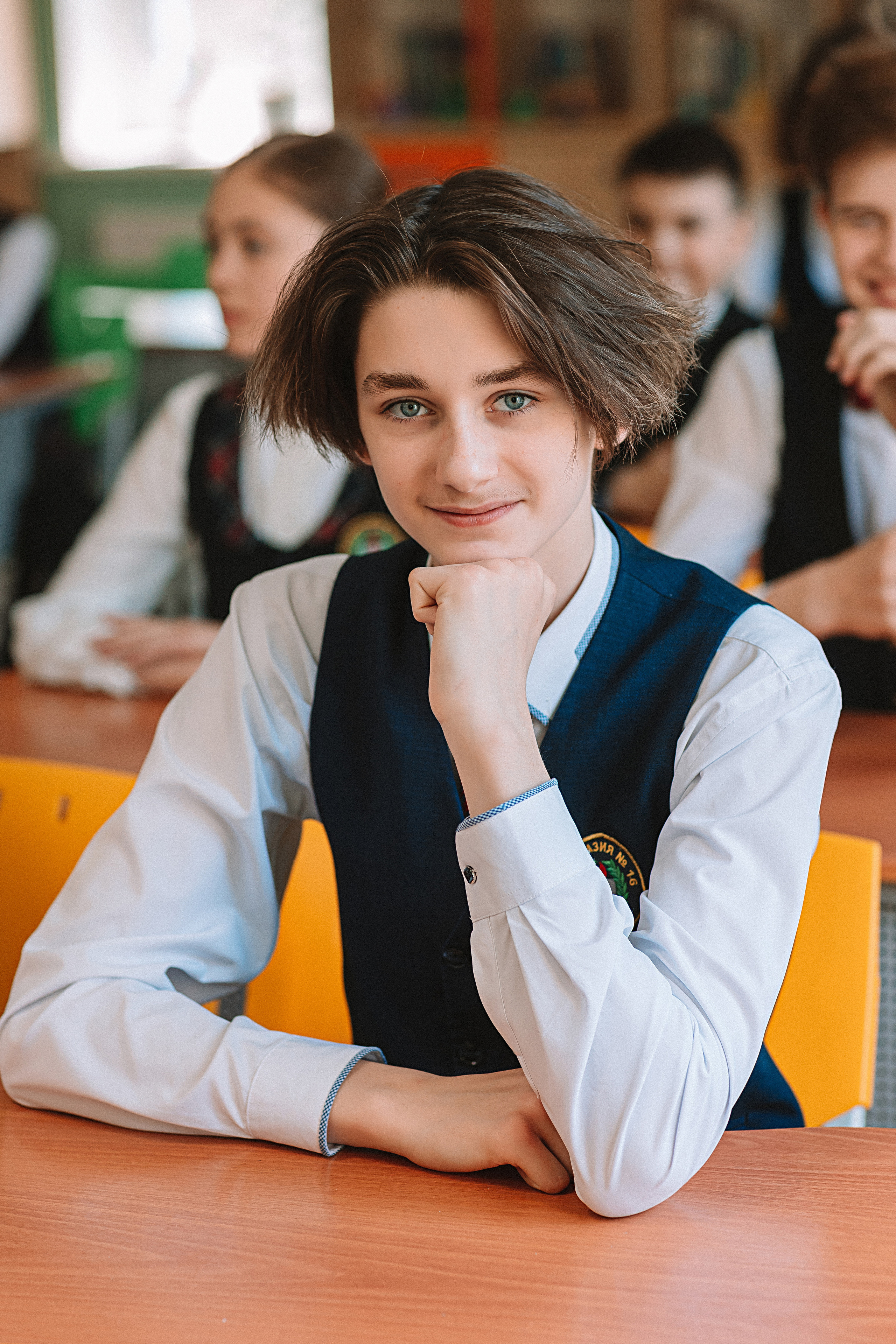 7 класс в кабинете. Семейный фотограф Тюмень, фотограф на роды Салмина Мария