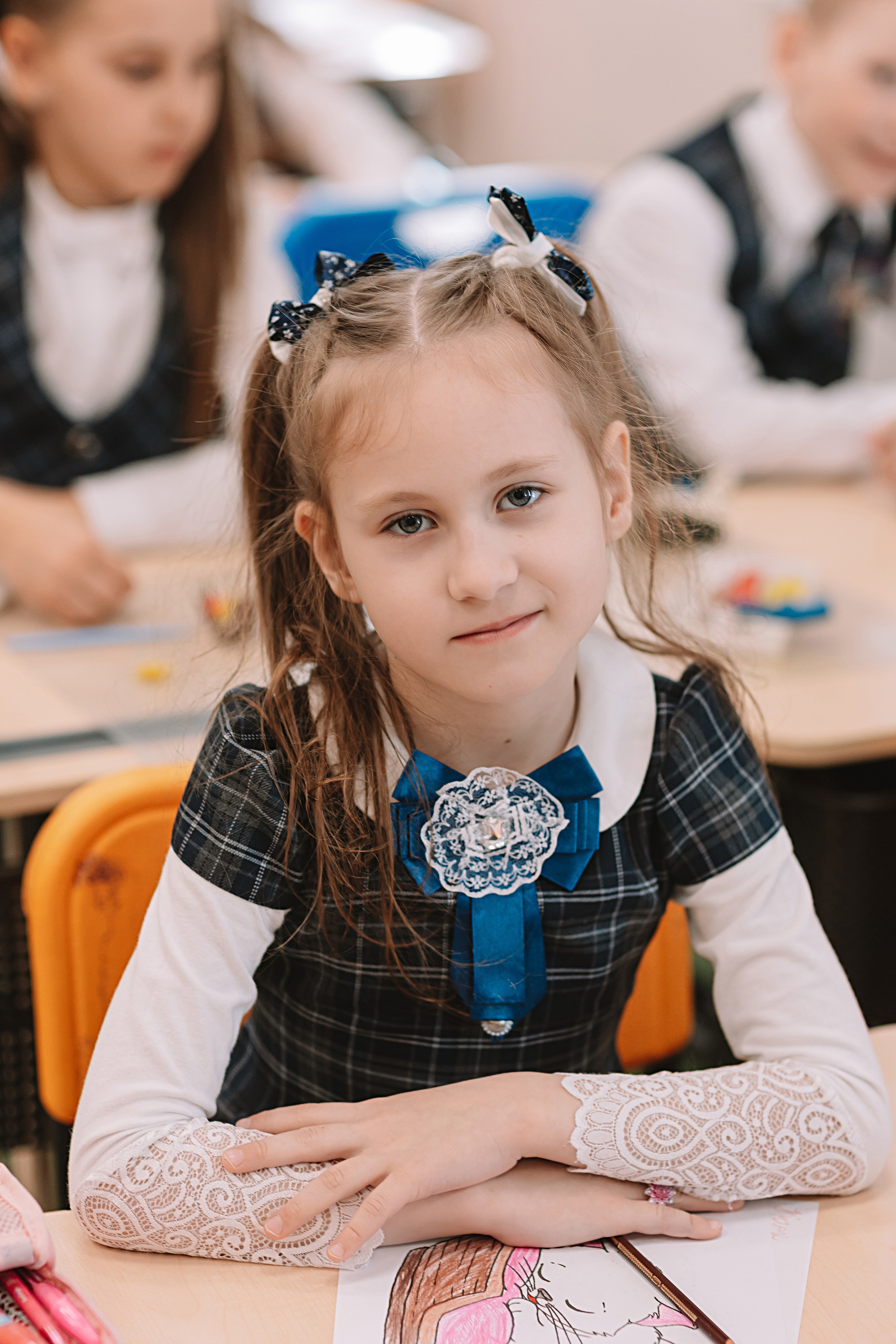 1 класс в кабинете. Семейный фотограф Тюмень, фотограф на роды Салмина Мария