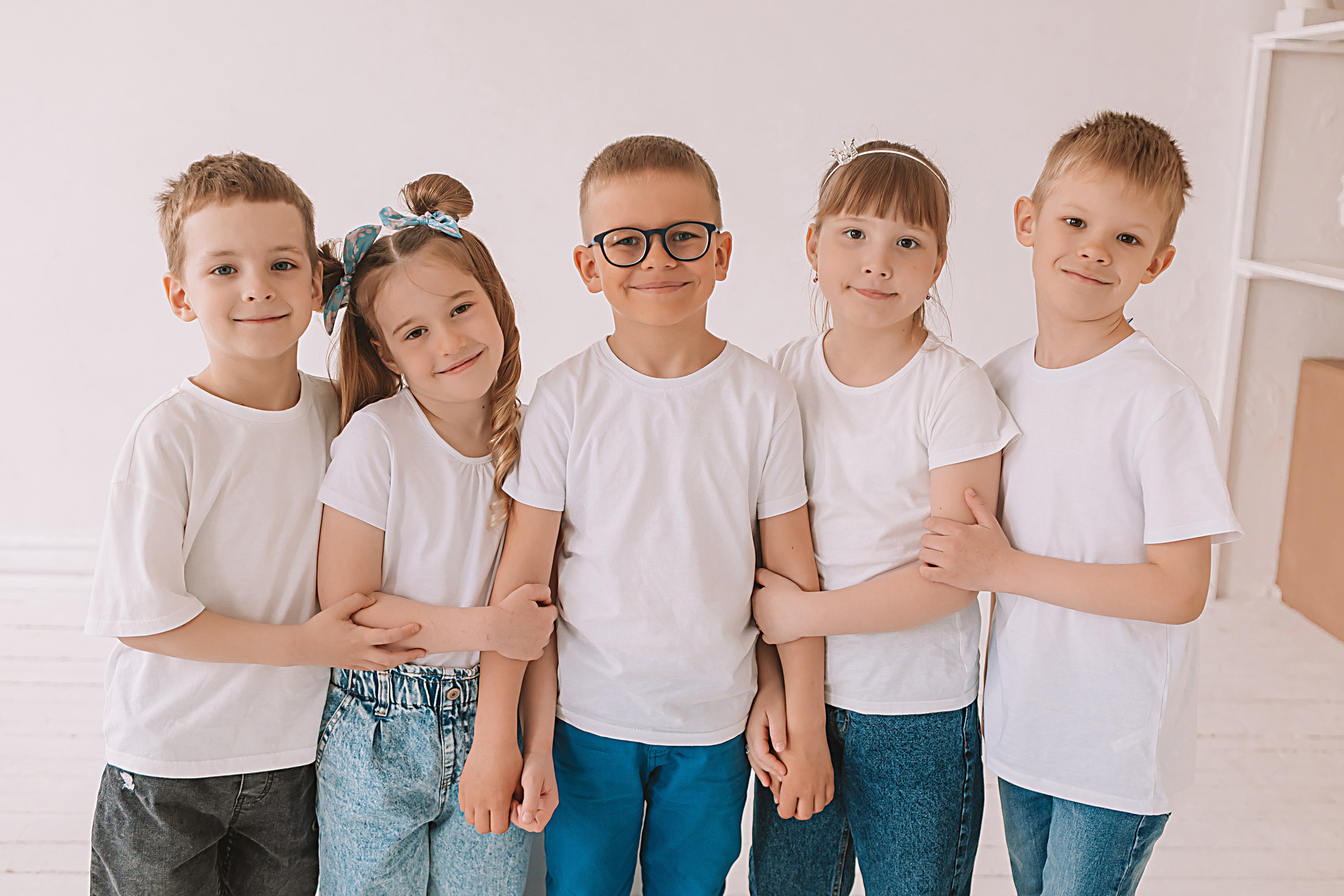 Садик в фотостудии. Семейный фотограф Тюмень, фотограф на роды Салмина Мария