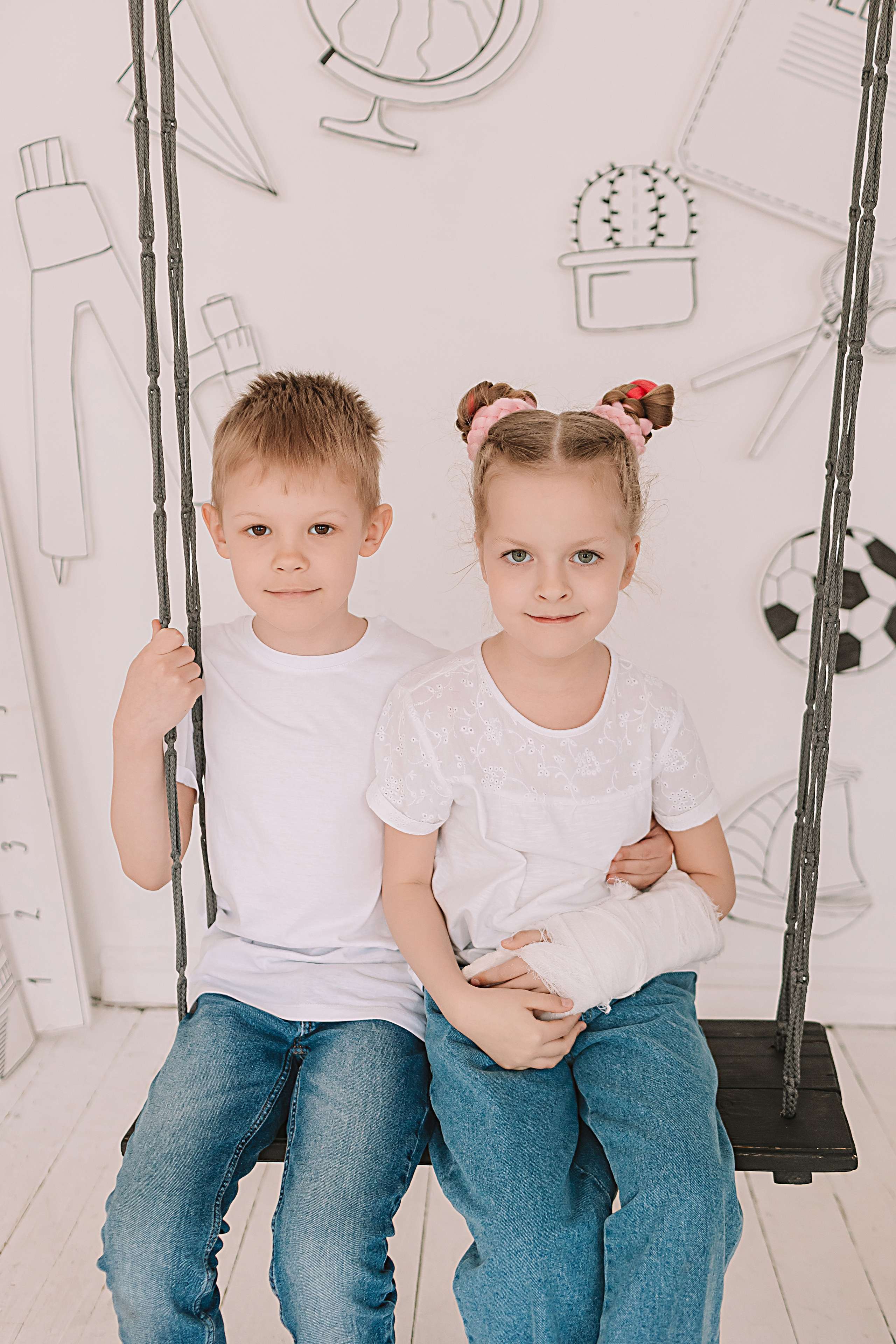 Садик в фотостудии. Семейный фотограф Тюмень, фотограф на роды Салмина Мария