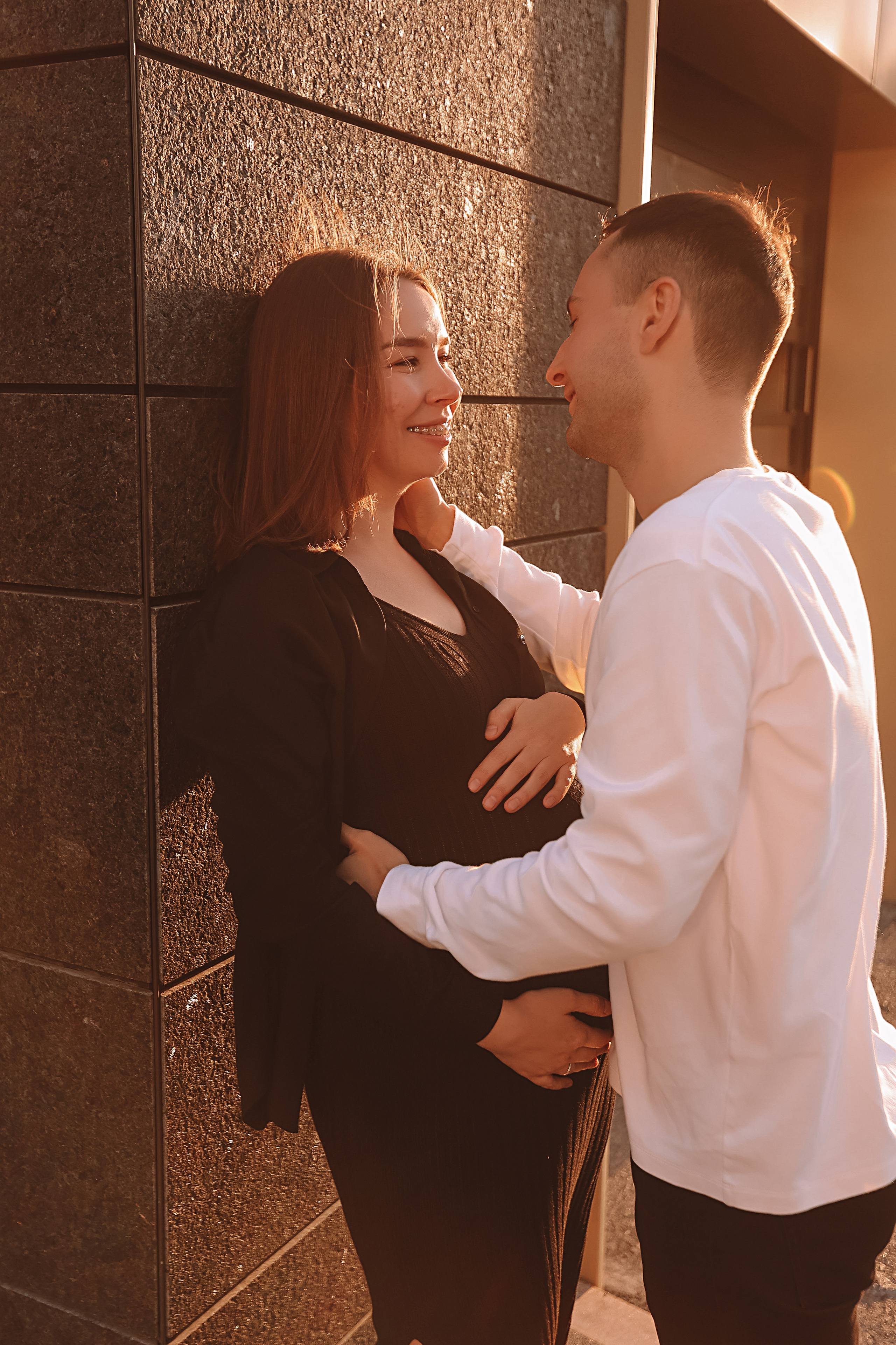 Беременность (центр города). Семейный фотограф Тюмень, фотограф на роды Салмина Мария