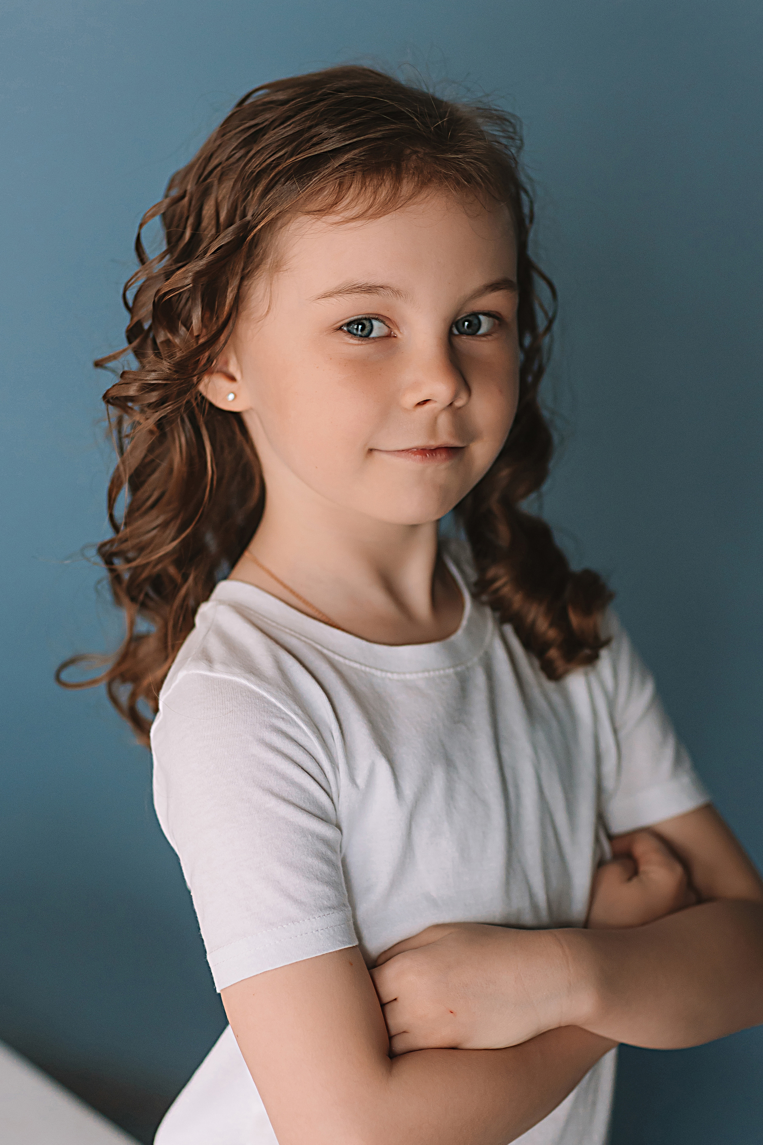 Садик в фотостудии. Семейный фотограф Тюмень, фотограф на роды Салмина Мария