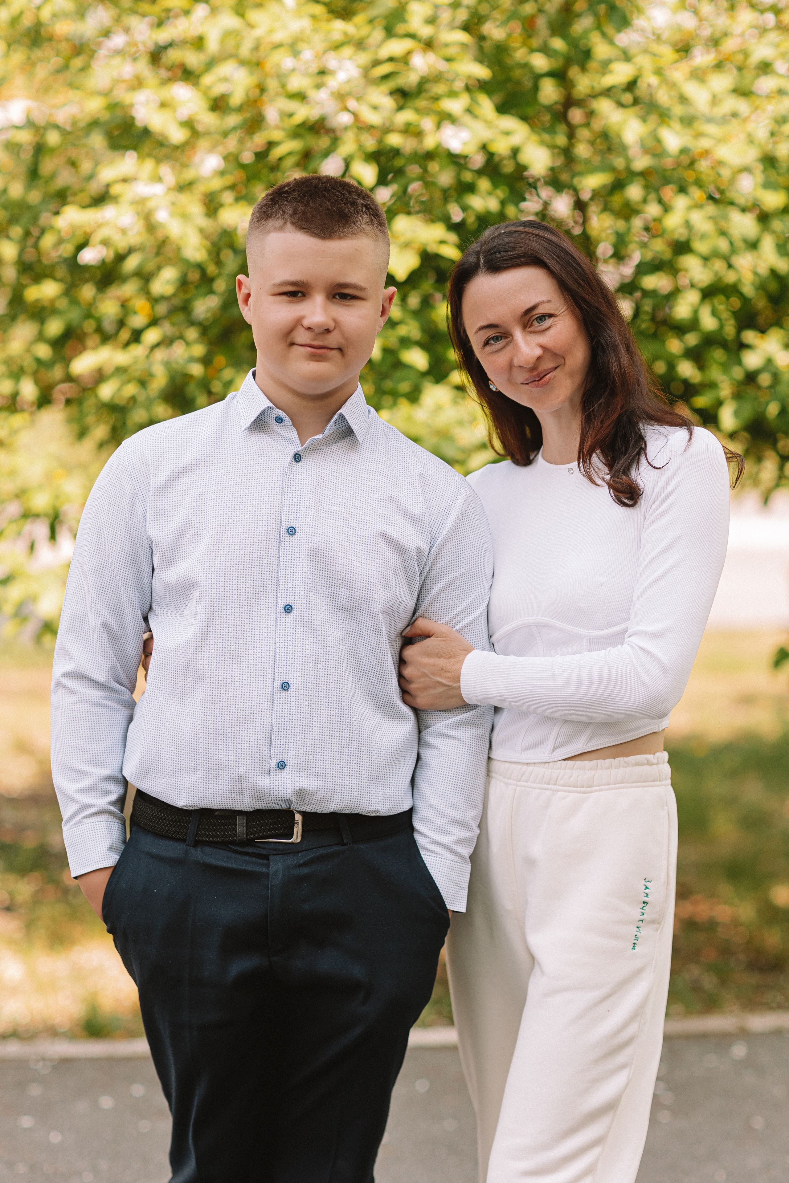 7 класс на улице. Семейный фотограф Тюмень, фотограф на роды Салмина Мария