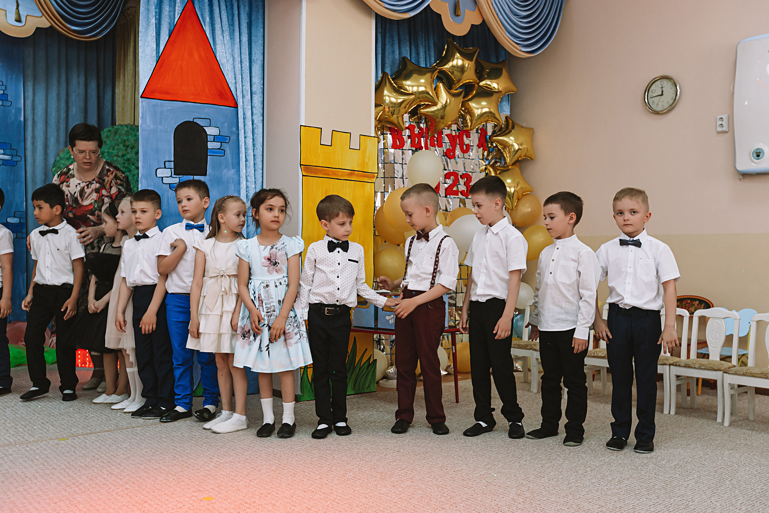 Выпускной детский сад. Семейный фотограф Тюмень, фотограф на роды Салмина Мария