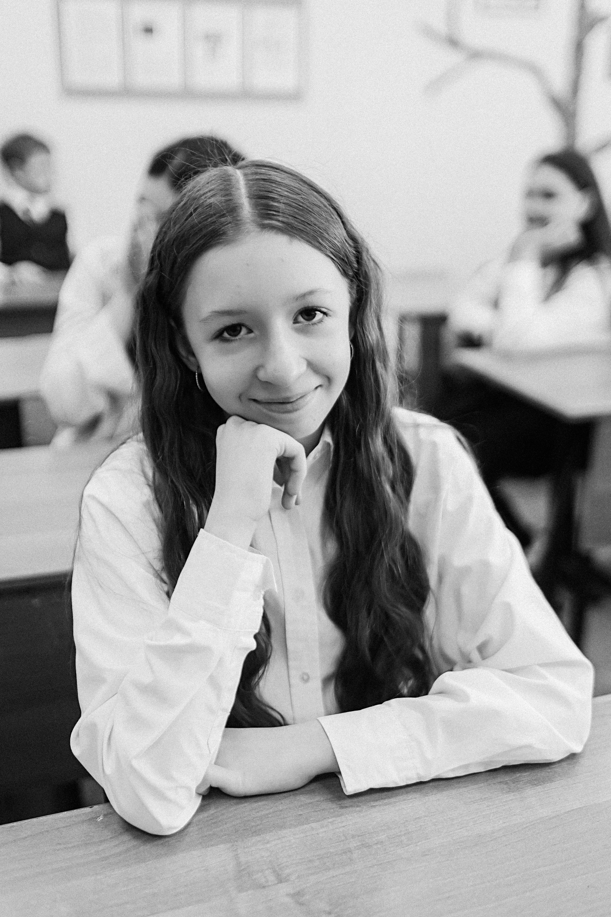 7 класс в стенах школы. Семейный фотограф Тюмень, фотограф на роды Салмина Мария