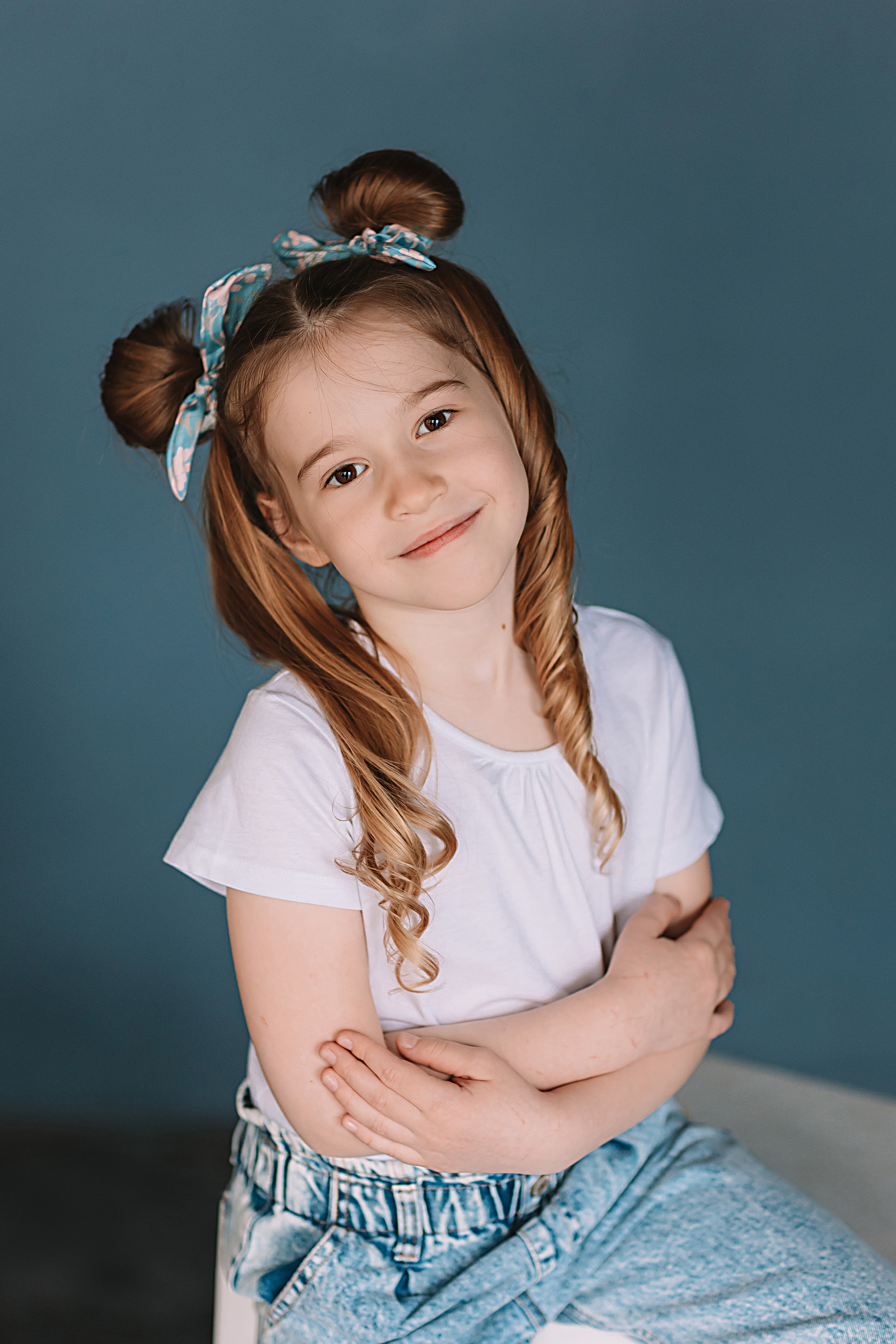 Садик в фотостудии. Семейный фотограф Тюмень, фотограф на роды Салмина Мария